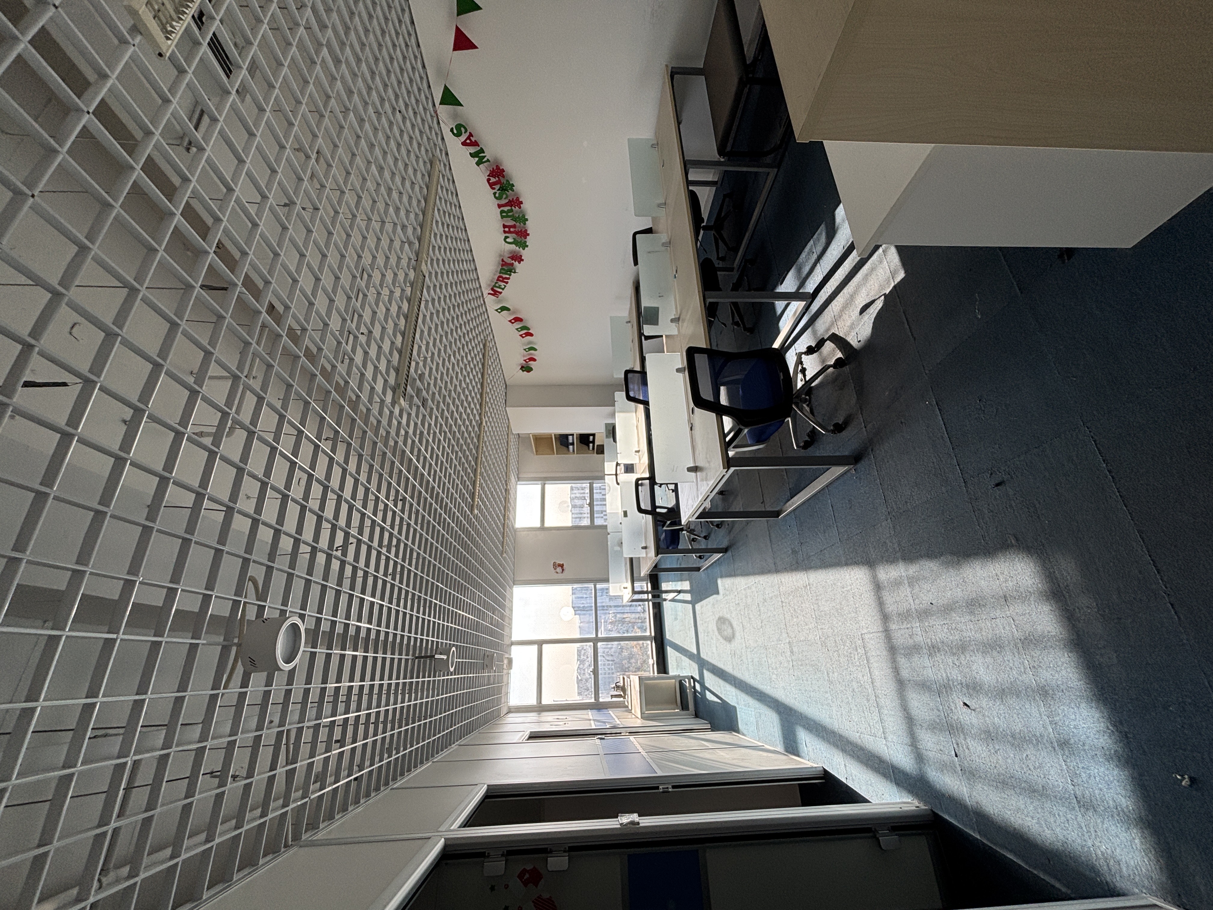 长风近铁城市广场140平米写字楼出租