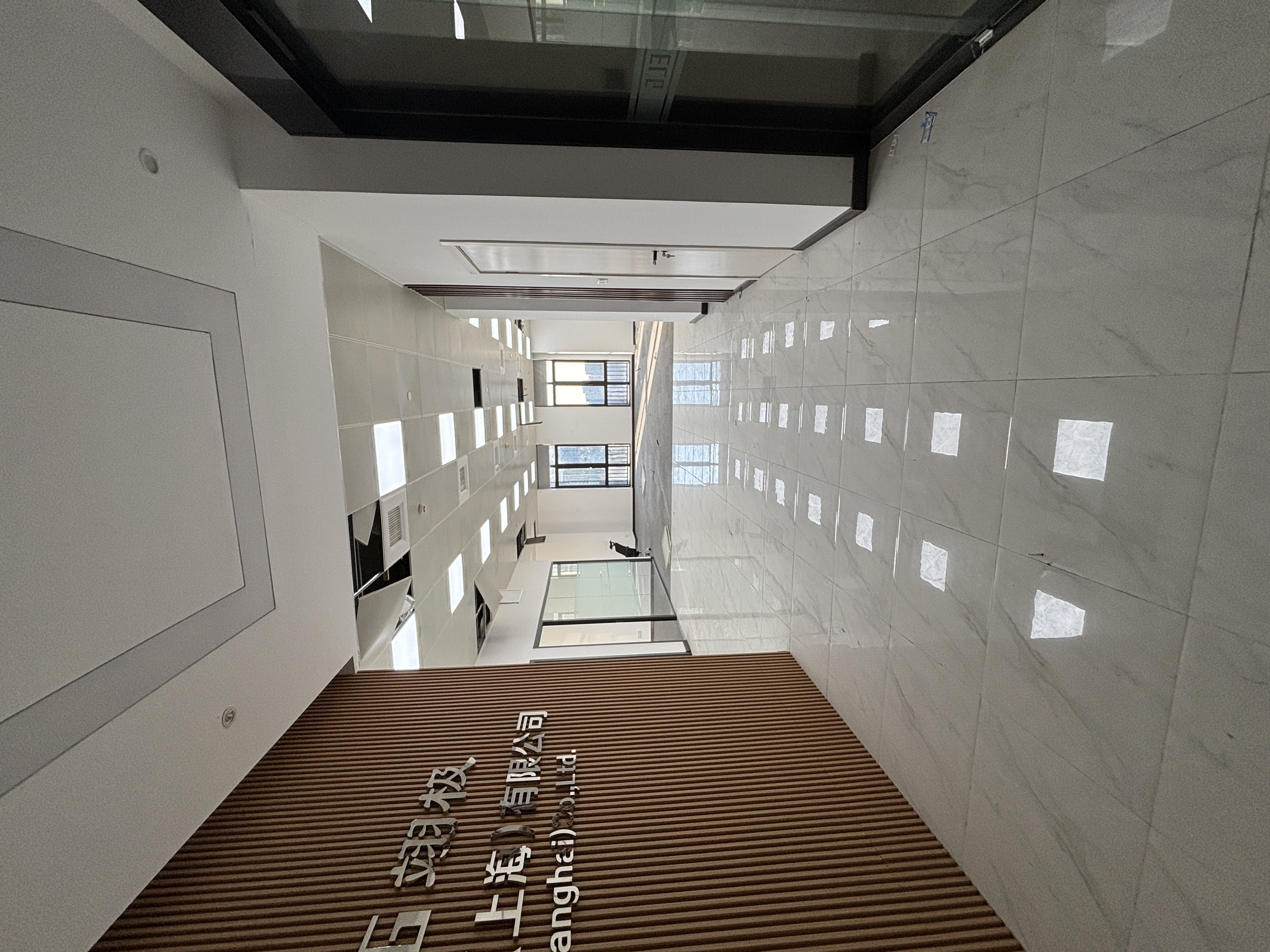 浙铁绿城长风中心一期440平米写字楼出租