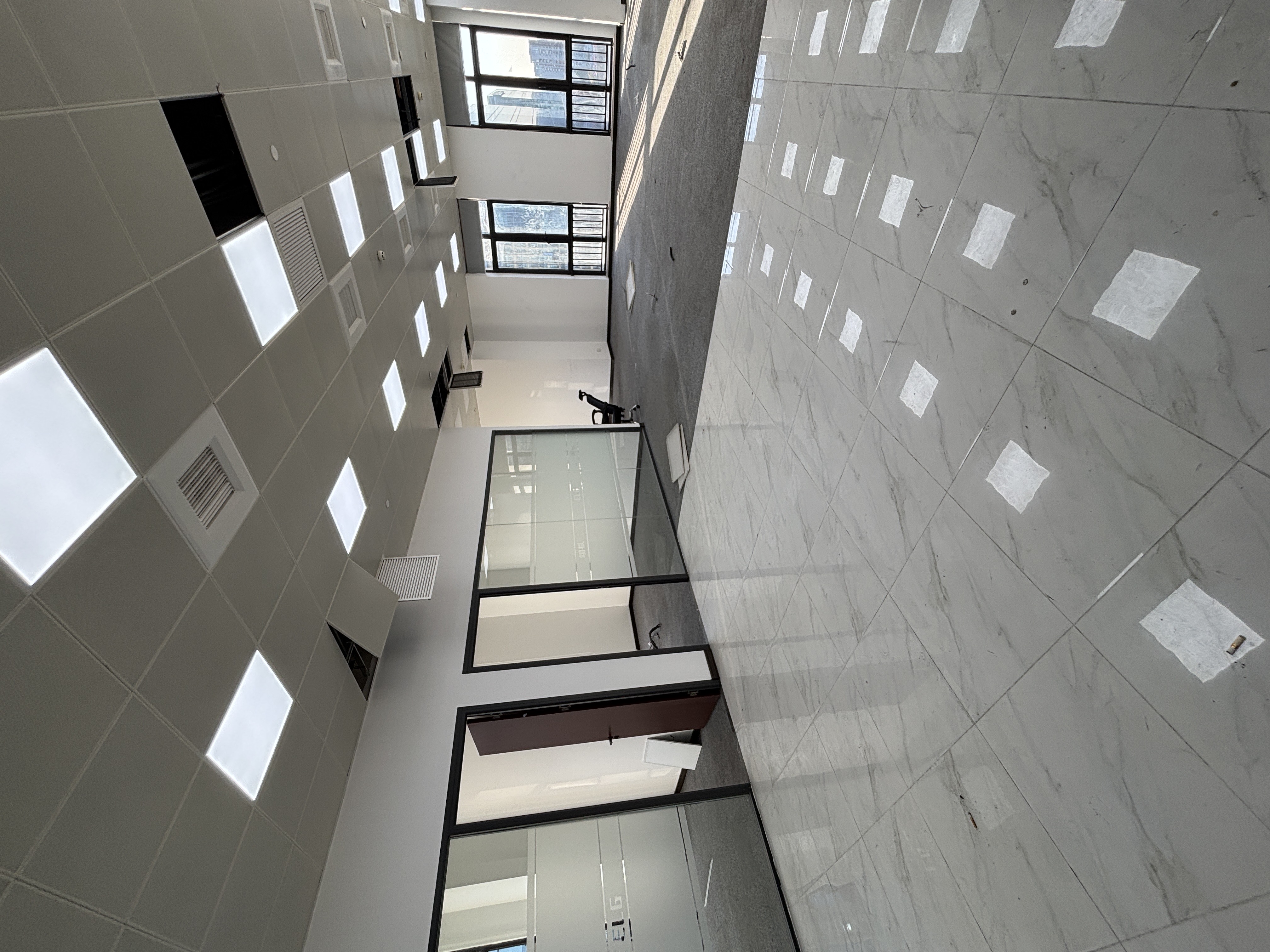 浙铁绿城长风中心一期440平米写字楼出租