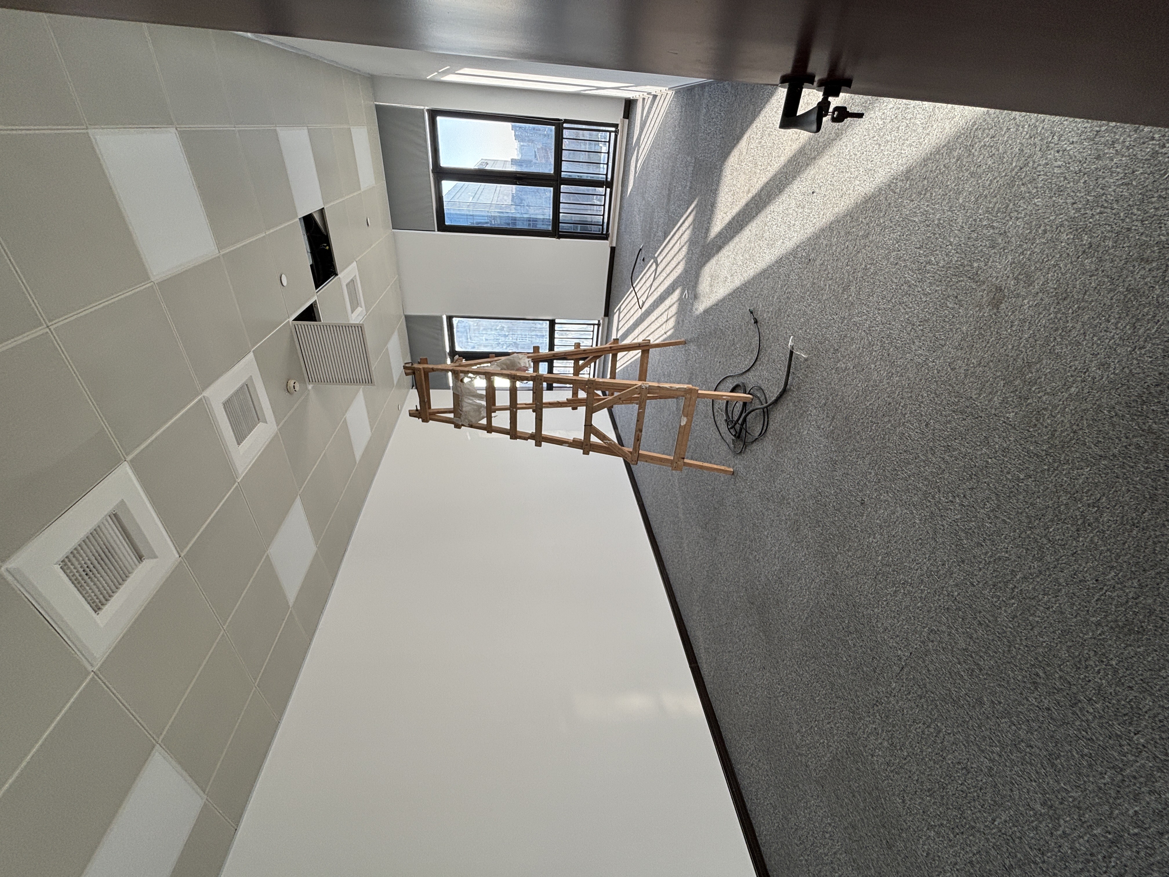 浙铁绿城长风中心一期440平米写字楼出租