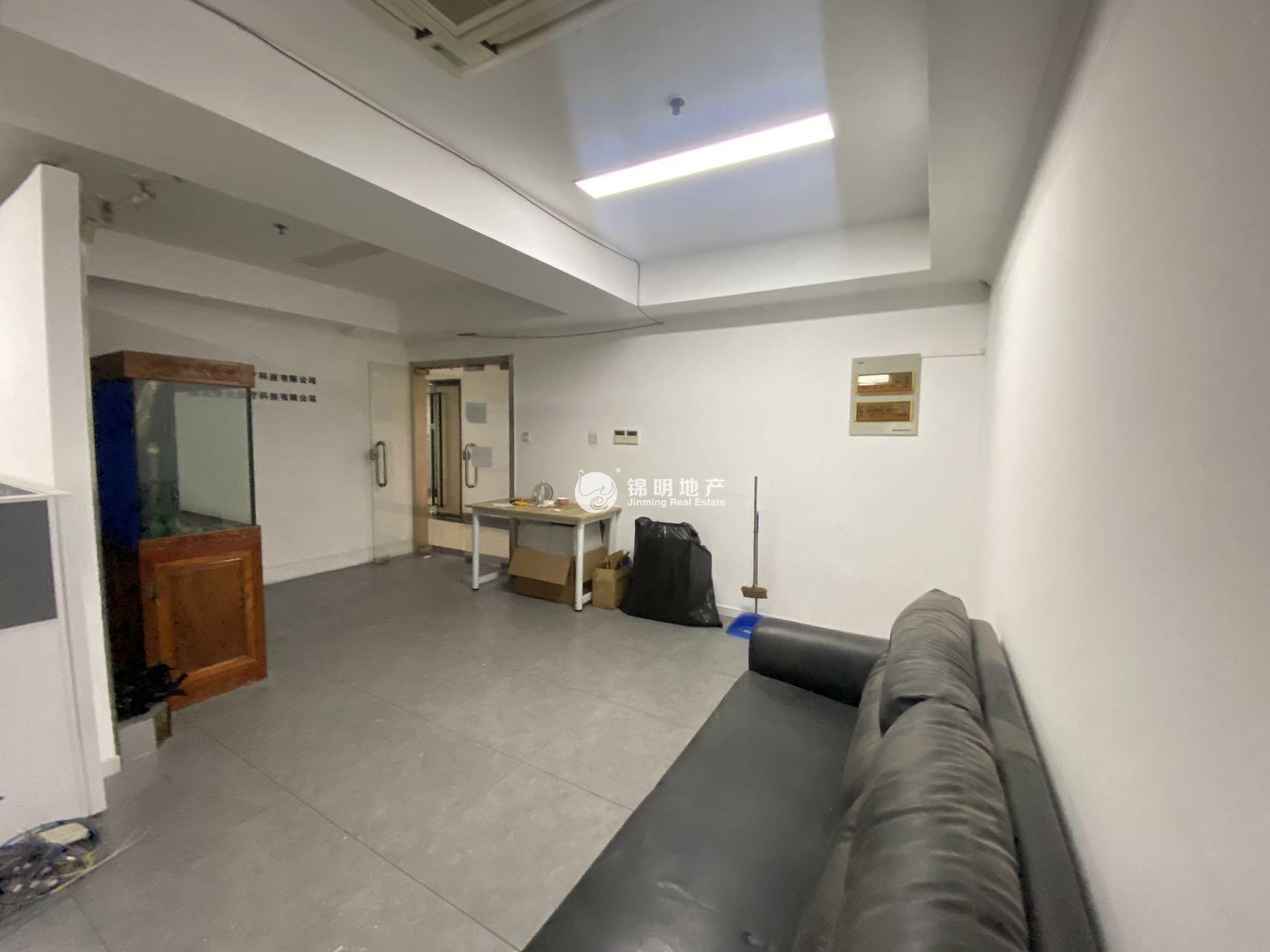 打浦桥海兴广场174平米写字楼出租