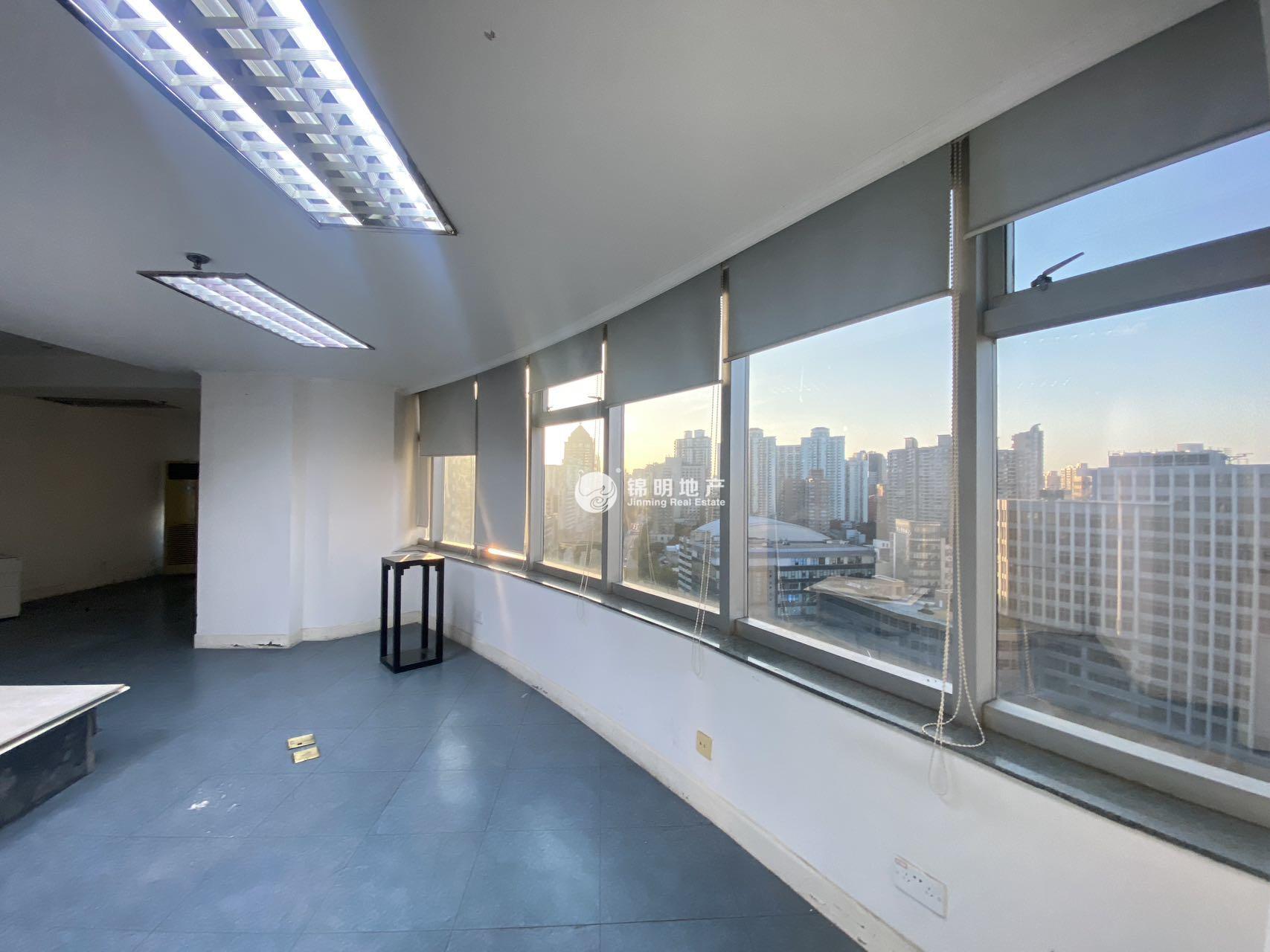 打浦桥海兴广场174平米写字楼出租