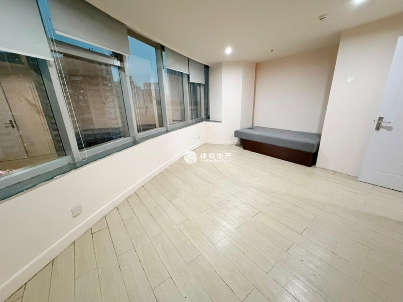 打浦桥海兴广场175平米写字楼出租