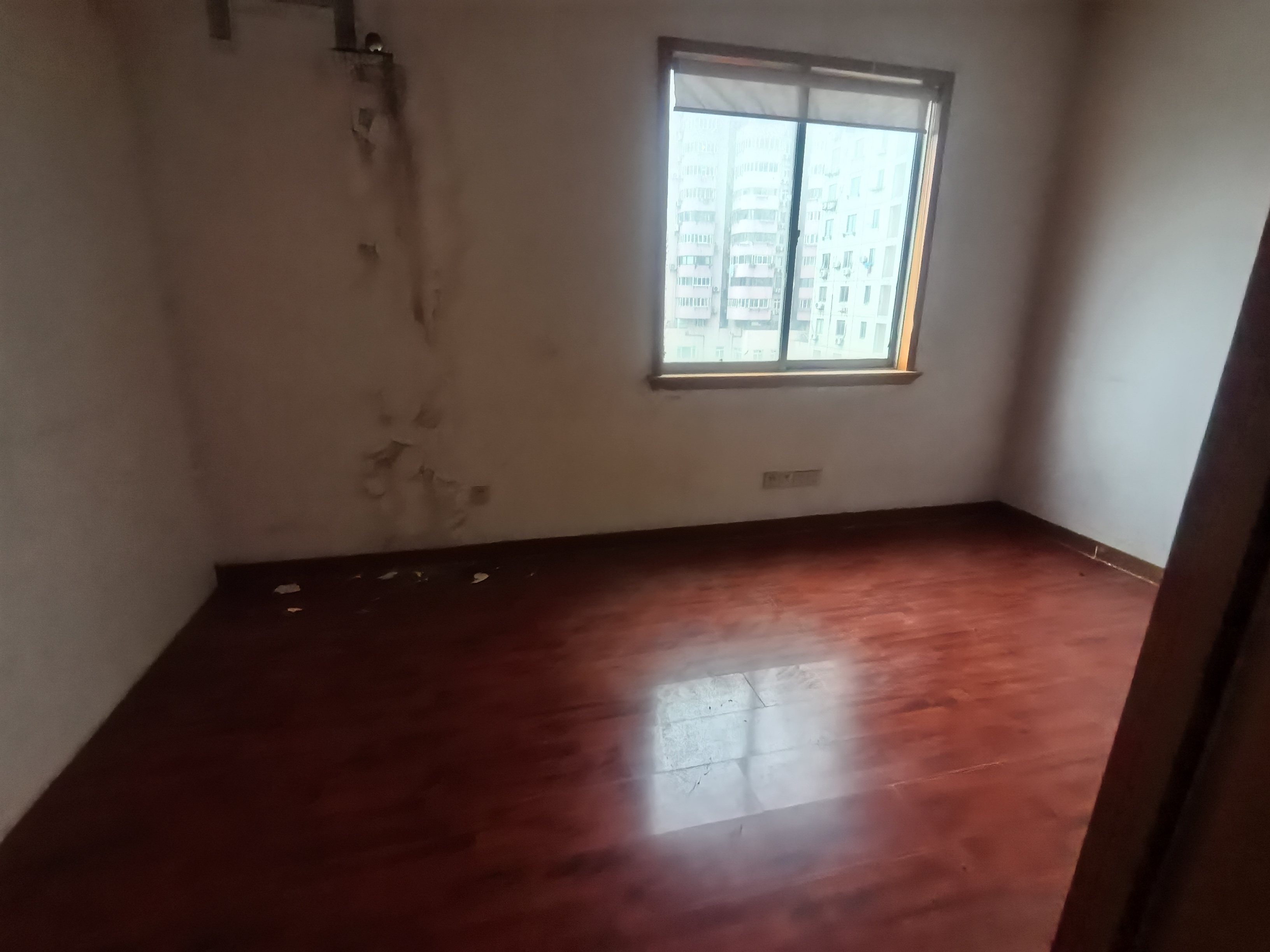 长寿路中环商务大厦102平米写字楼出租