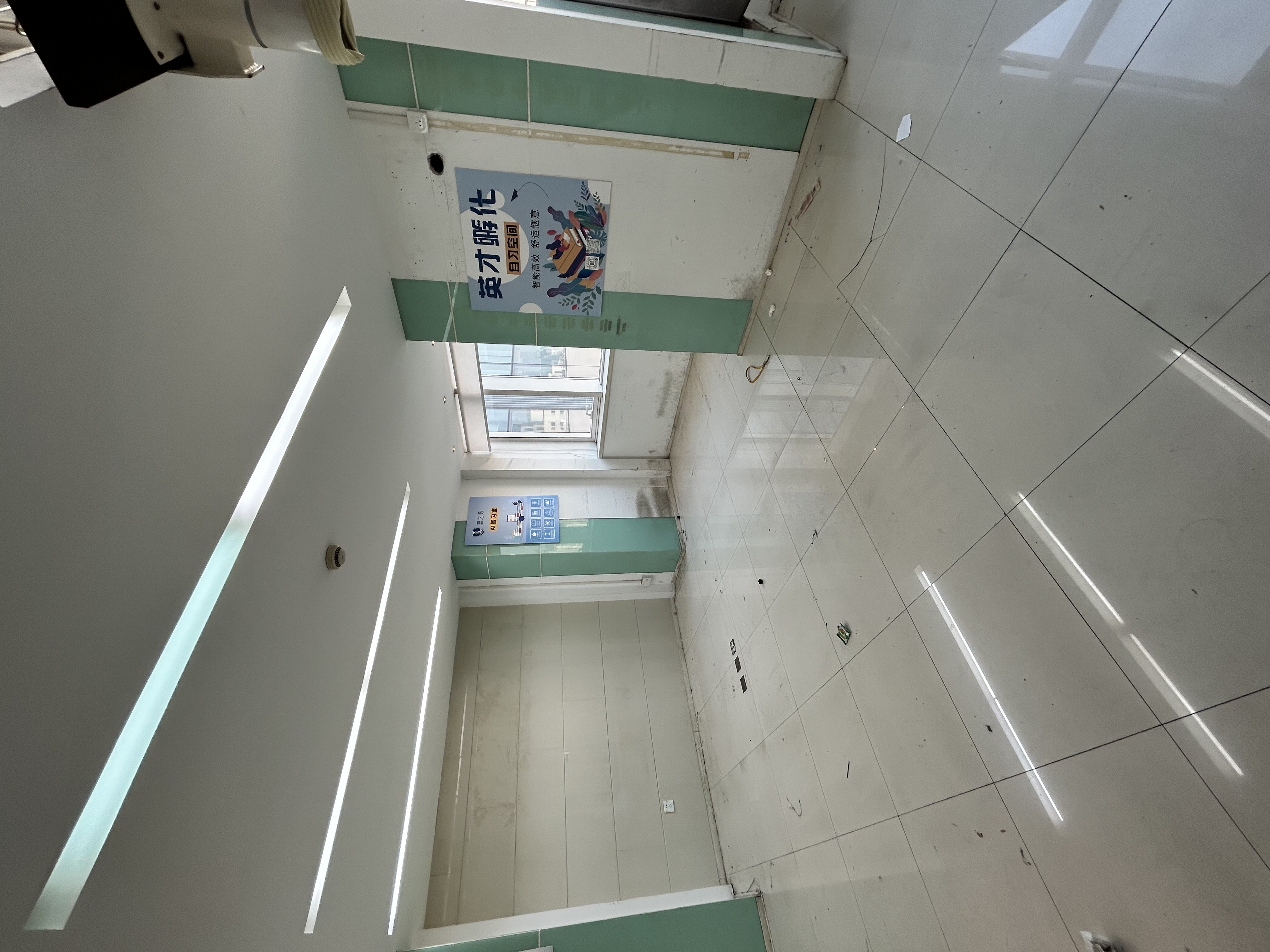 四川北路海泰时代大厦54平米写字楼出租