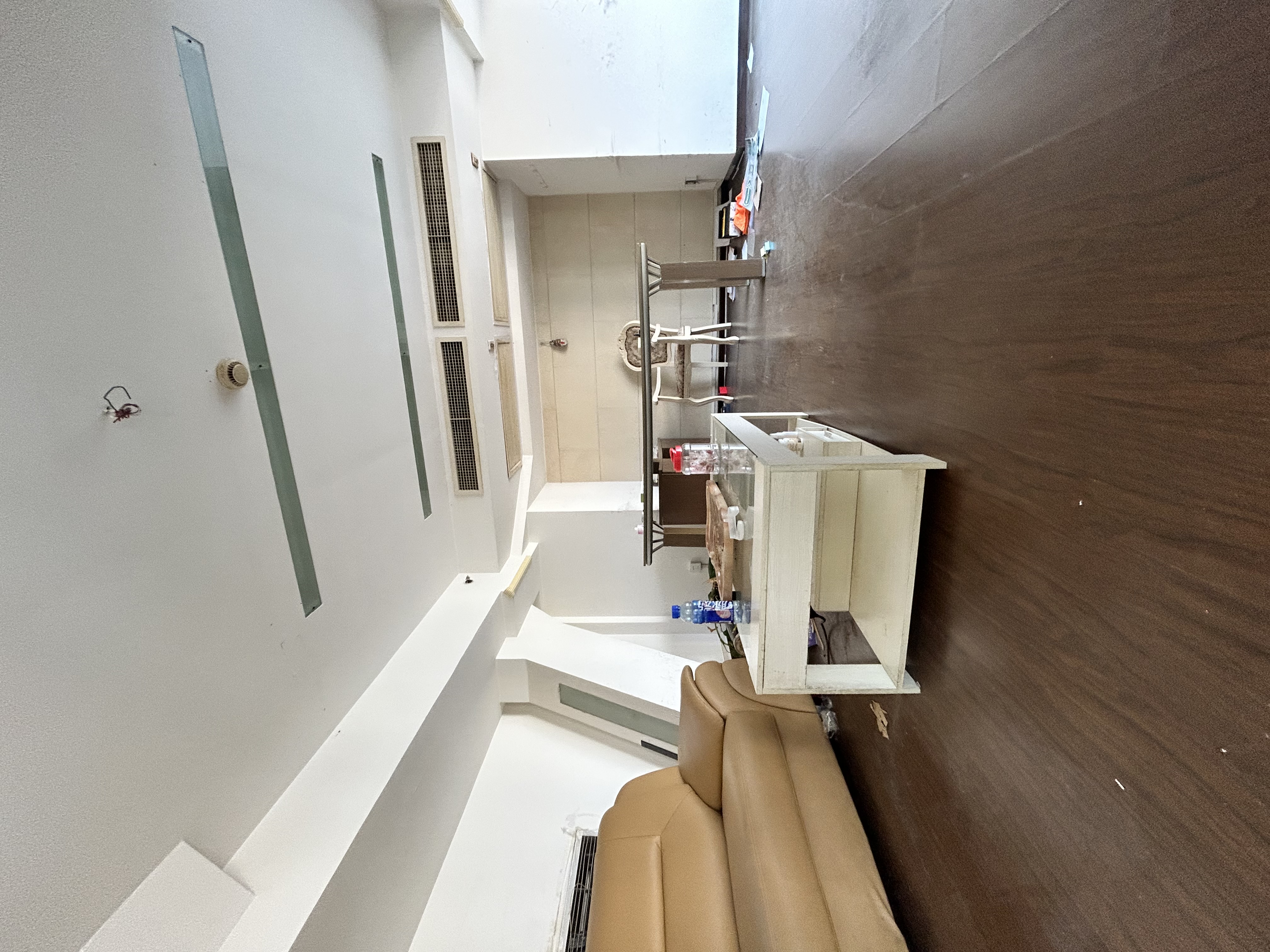 四川北路海泰时代大厦54平米写字楼出租