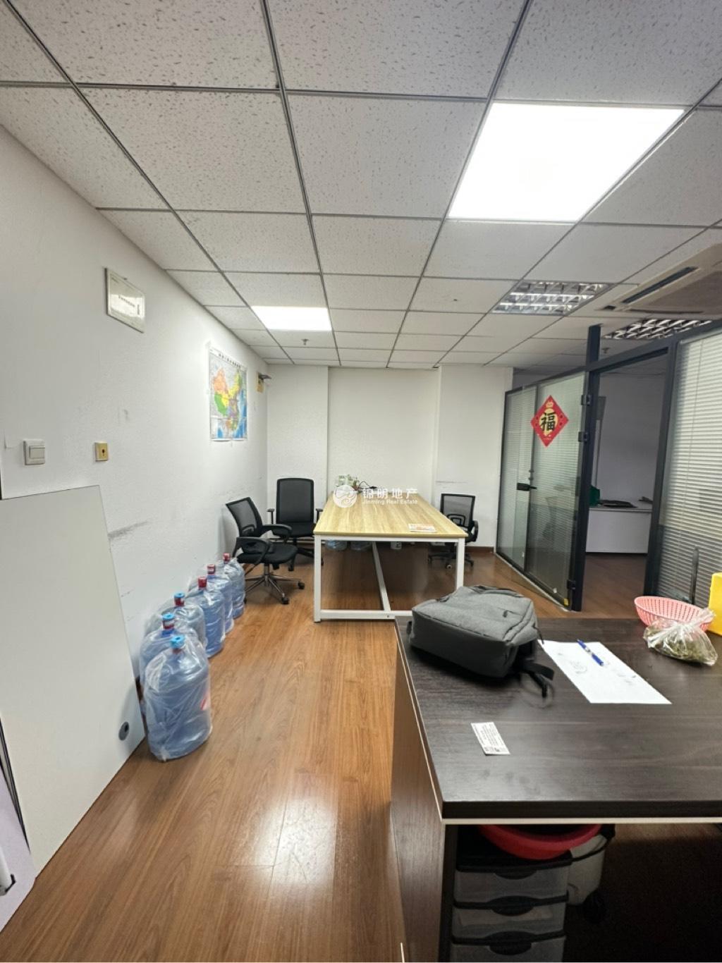 四川北路爱家国际大厦67平米写字楼出租