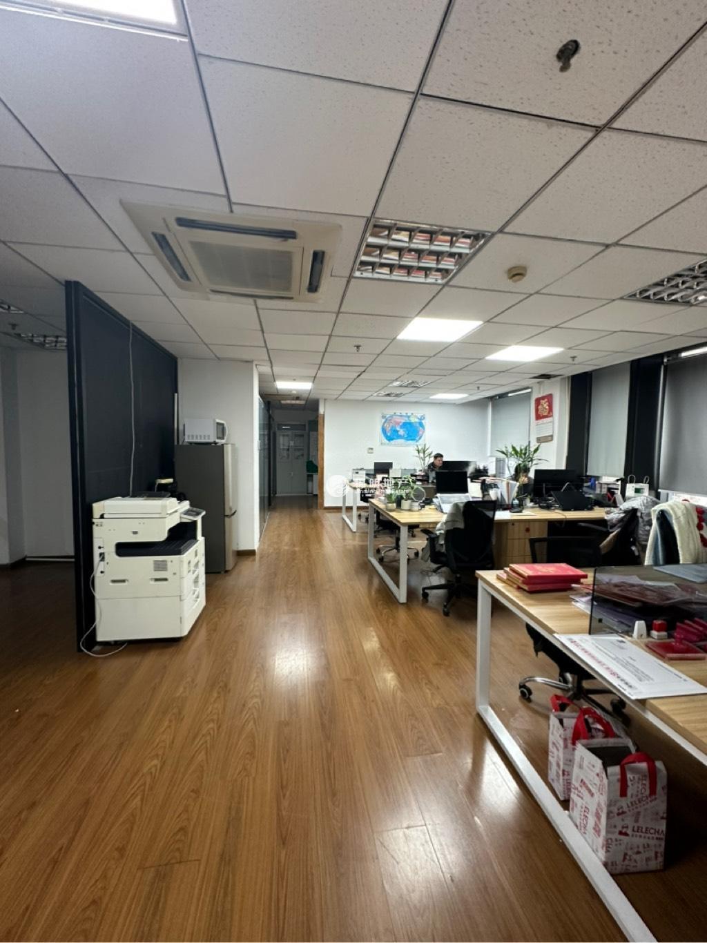 四川北路爱家国际大厦67平米写字楼出租