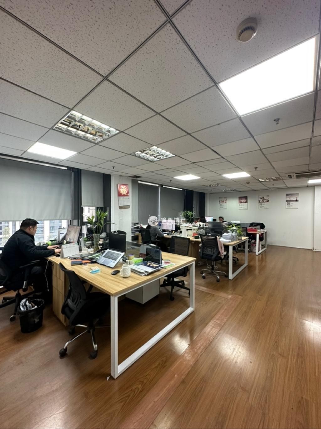 四川北路爱家国际大厦67平米写字楼出租