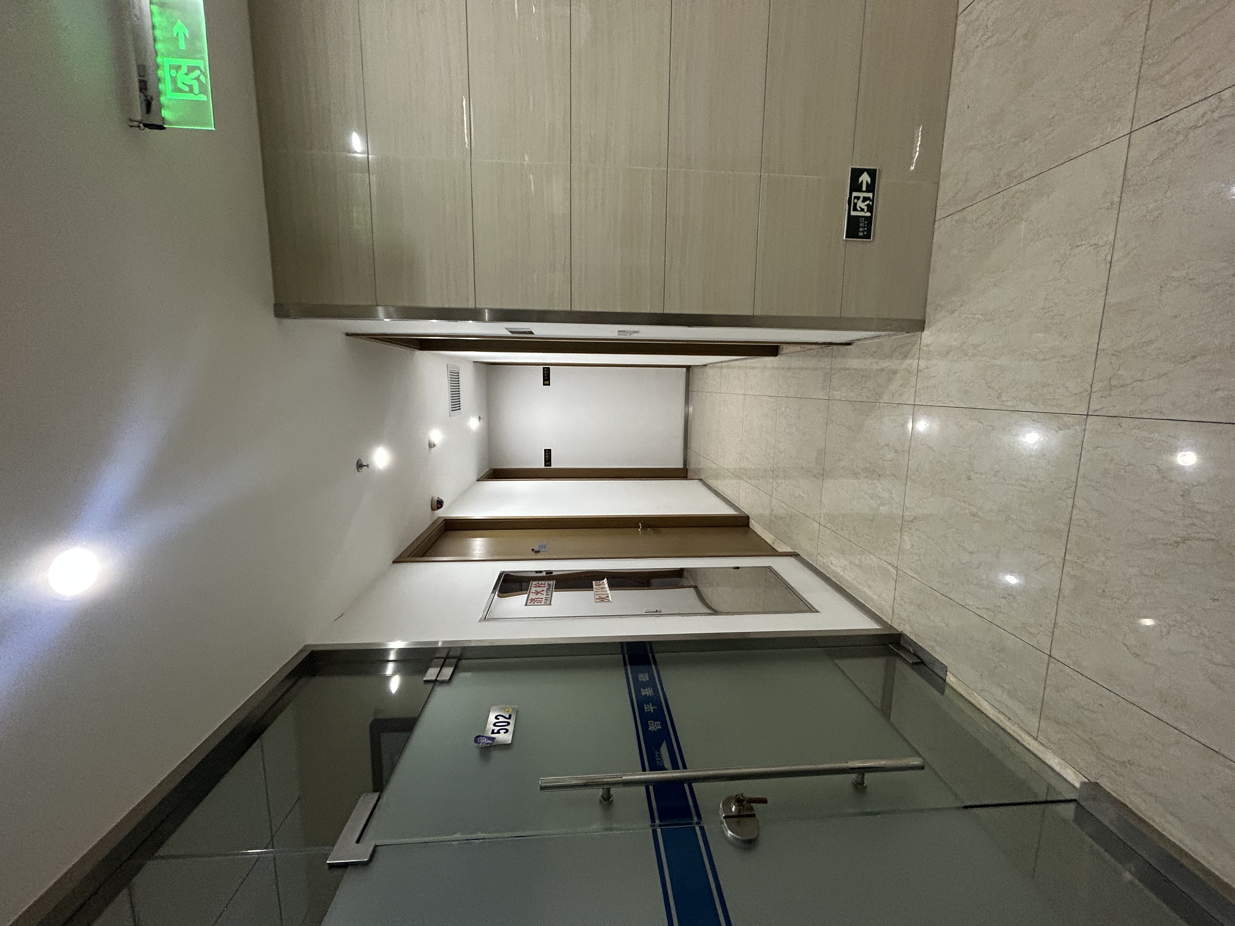 大宁明园森林都市-办公楼888平米写字楼出租