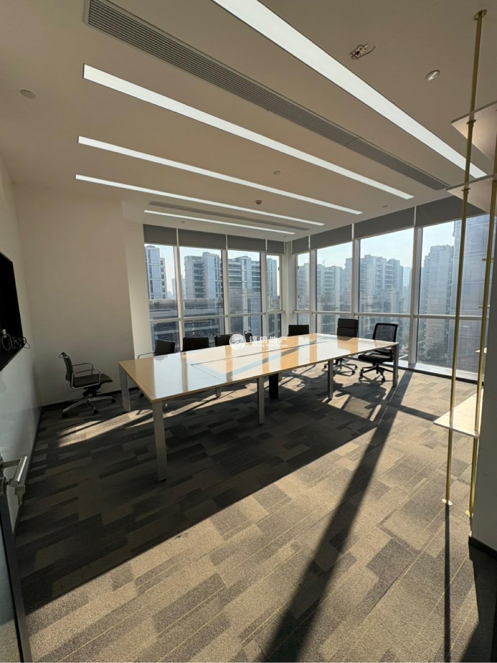 周家嘴路宝地广场240平米写字楼出租