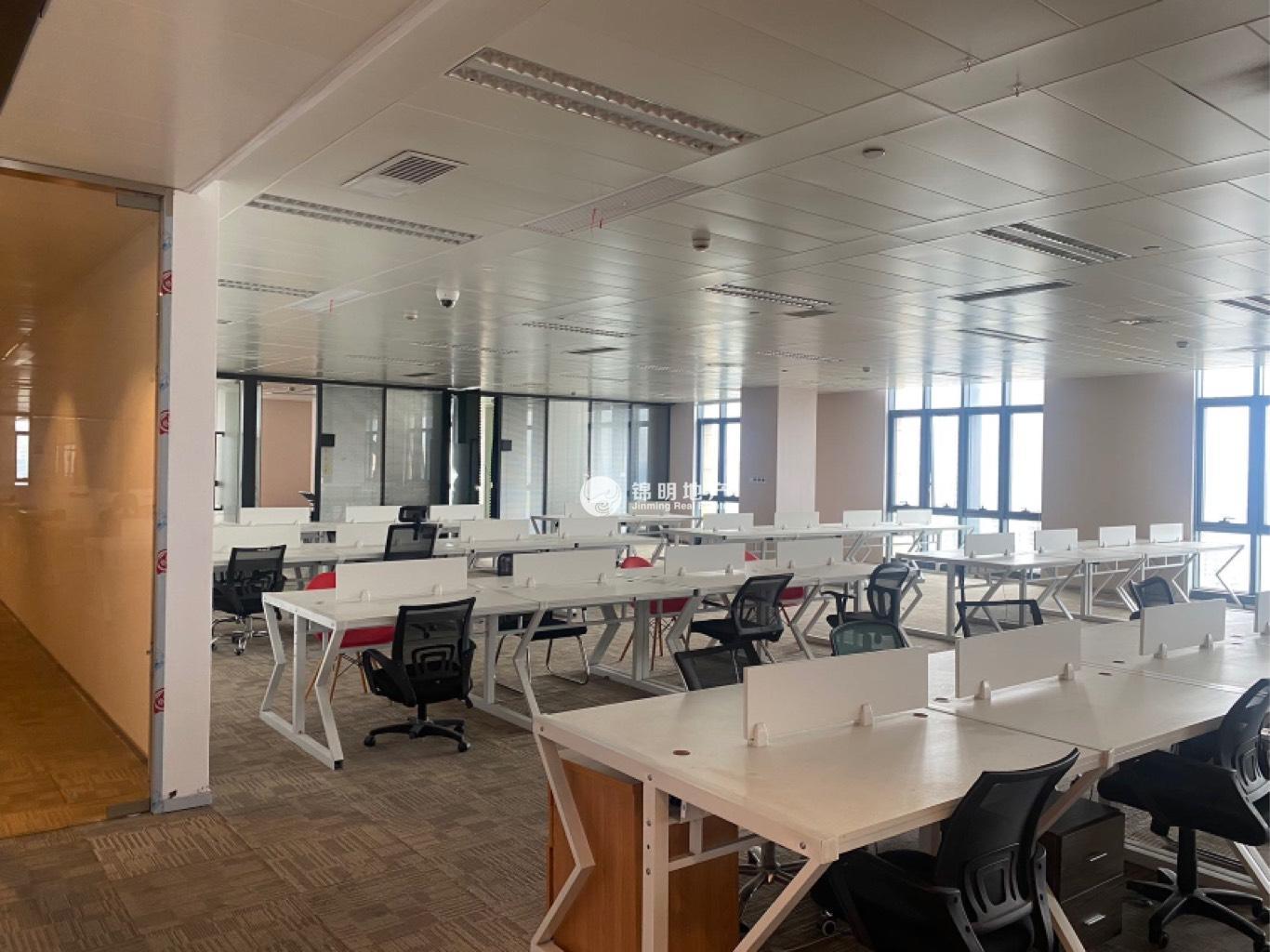 周家嘴路文通大厦609平米写字楼出租