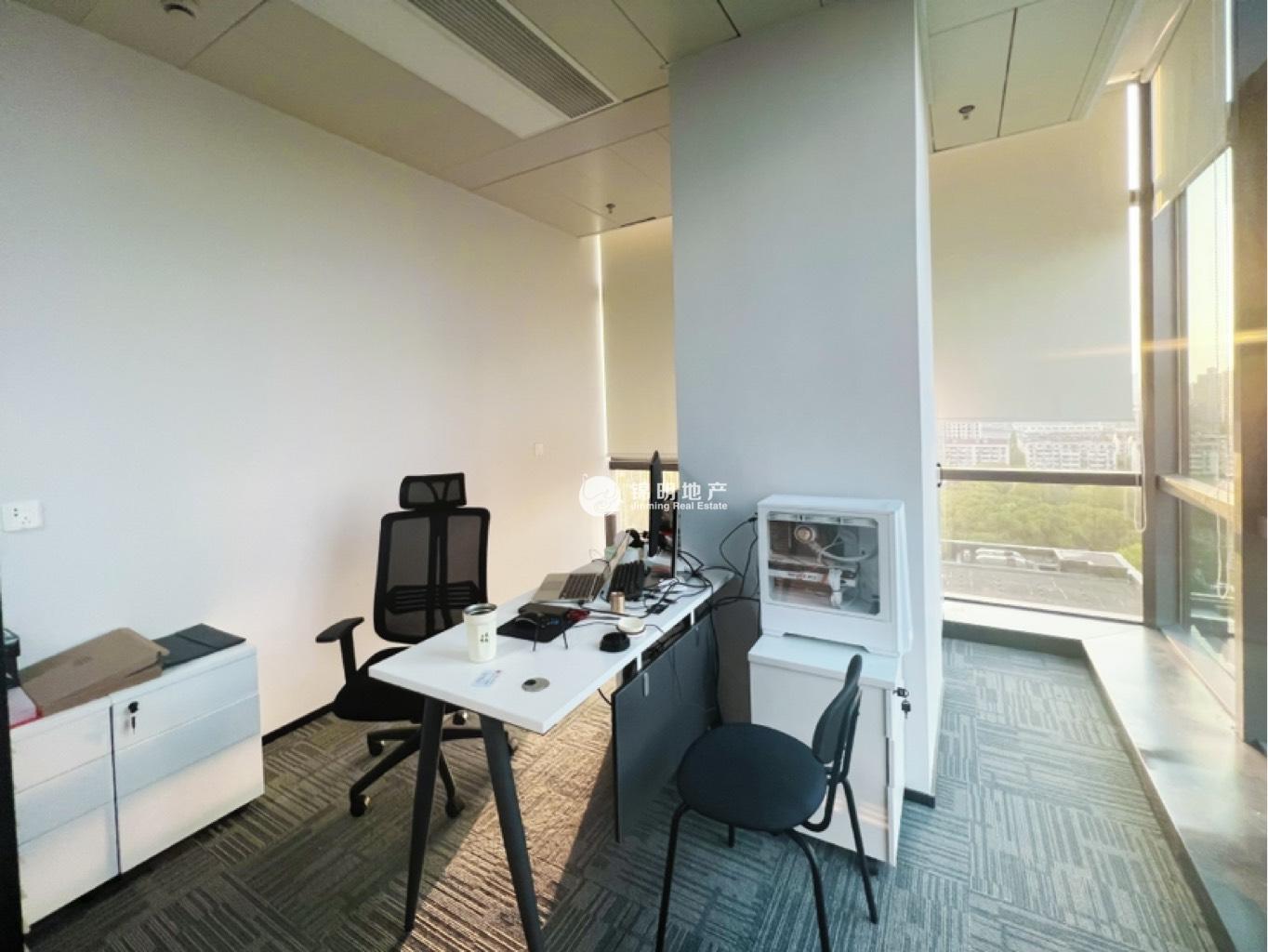 周家嘴路文通大厦160平米写字楼出租