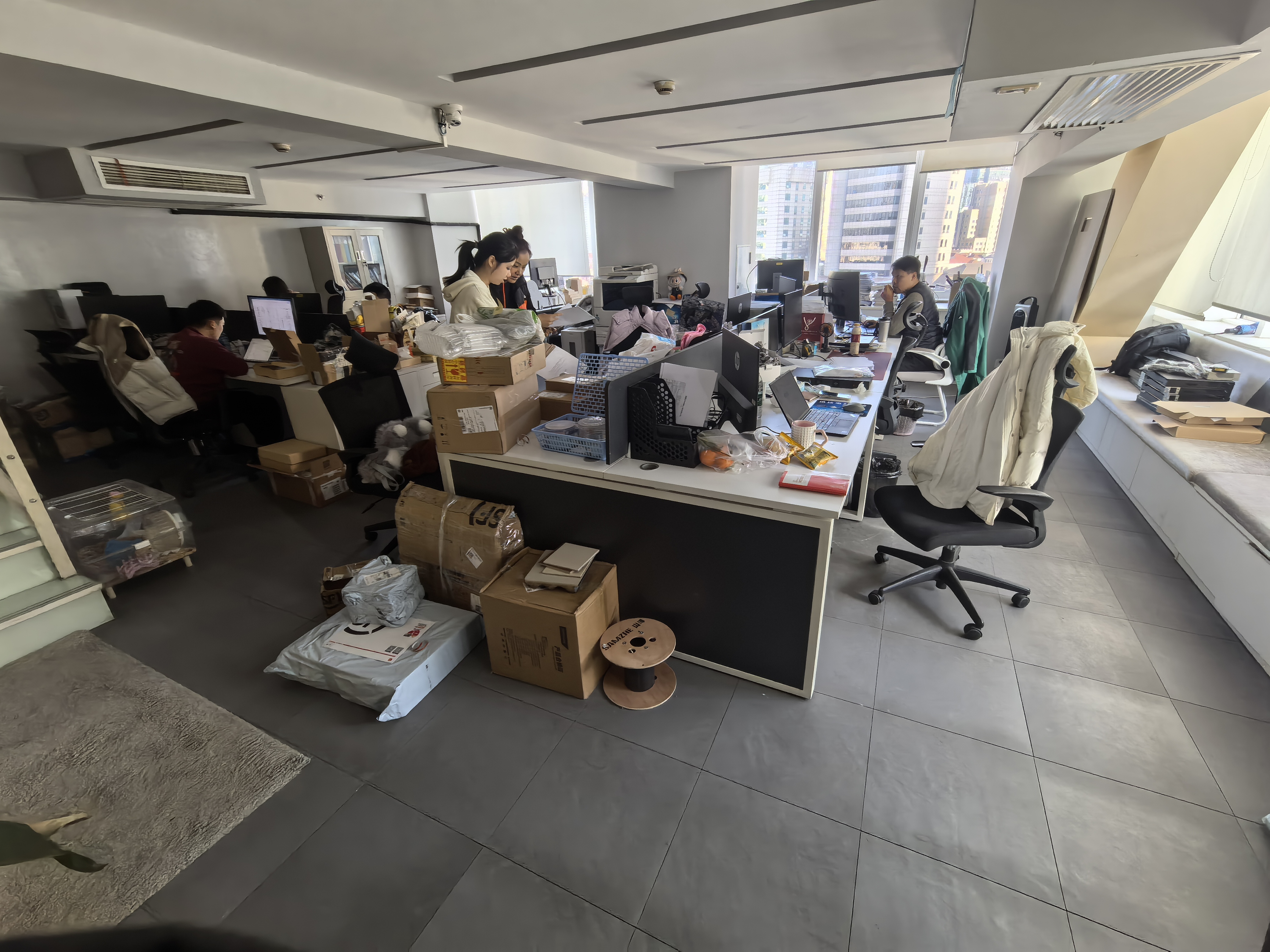 四川北路海泰时代大厦114平米写字楼出租