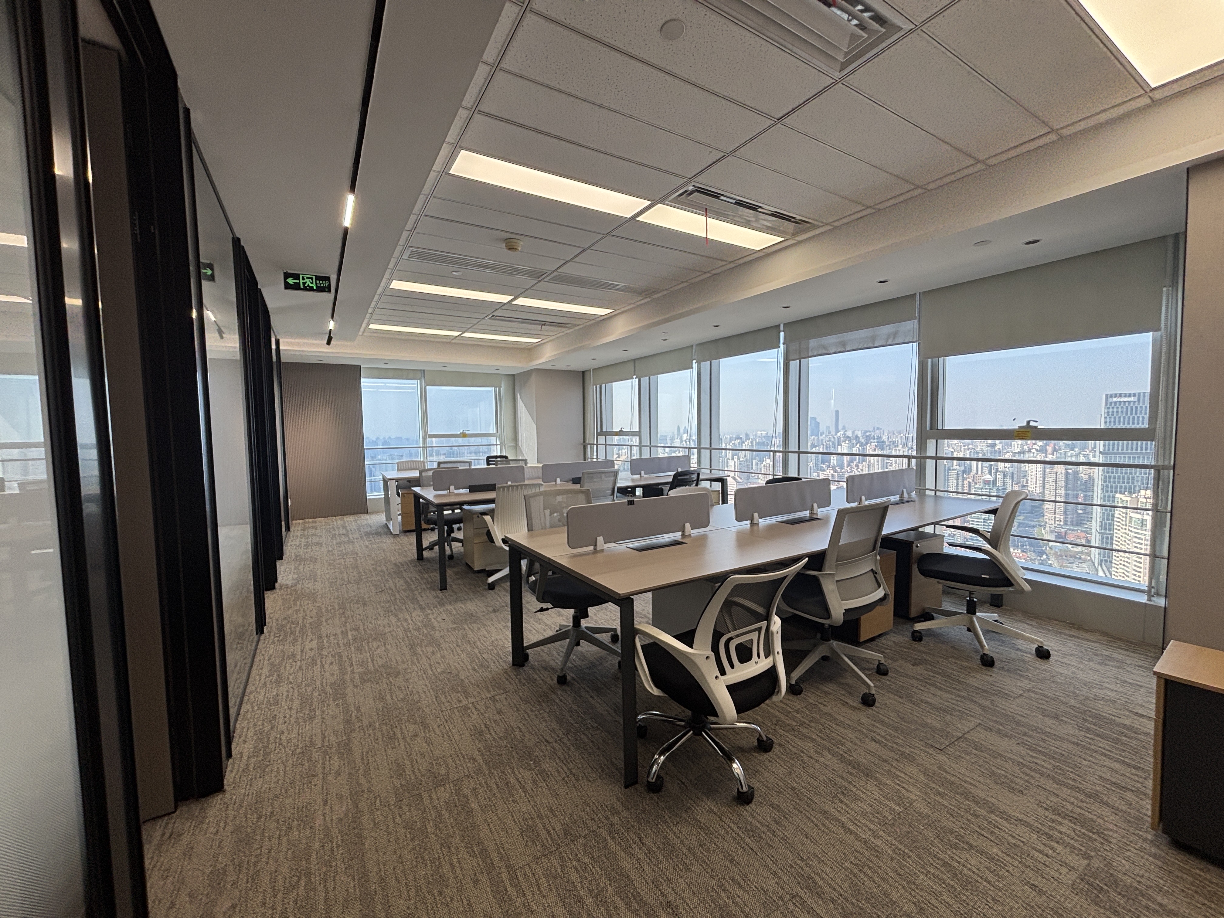 静安寺SOHO东海广场245平米写字楼出租