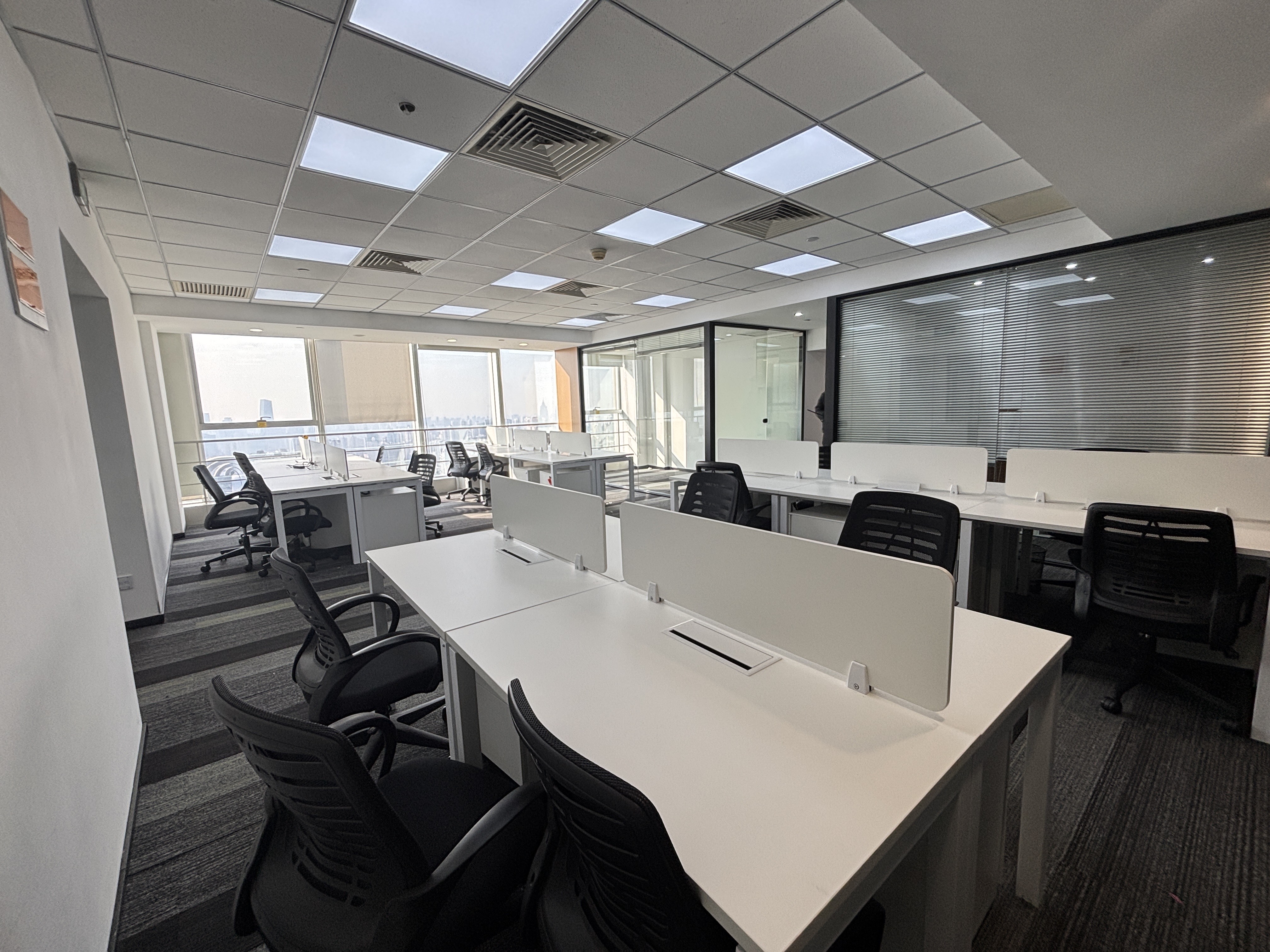 静安寺SOHO东海广场287平米写字楼出租