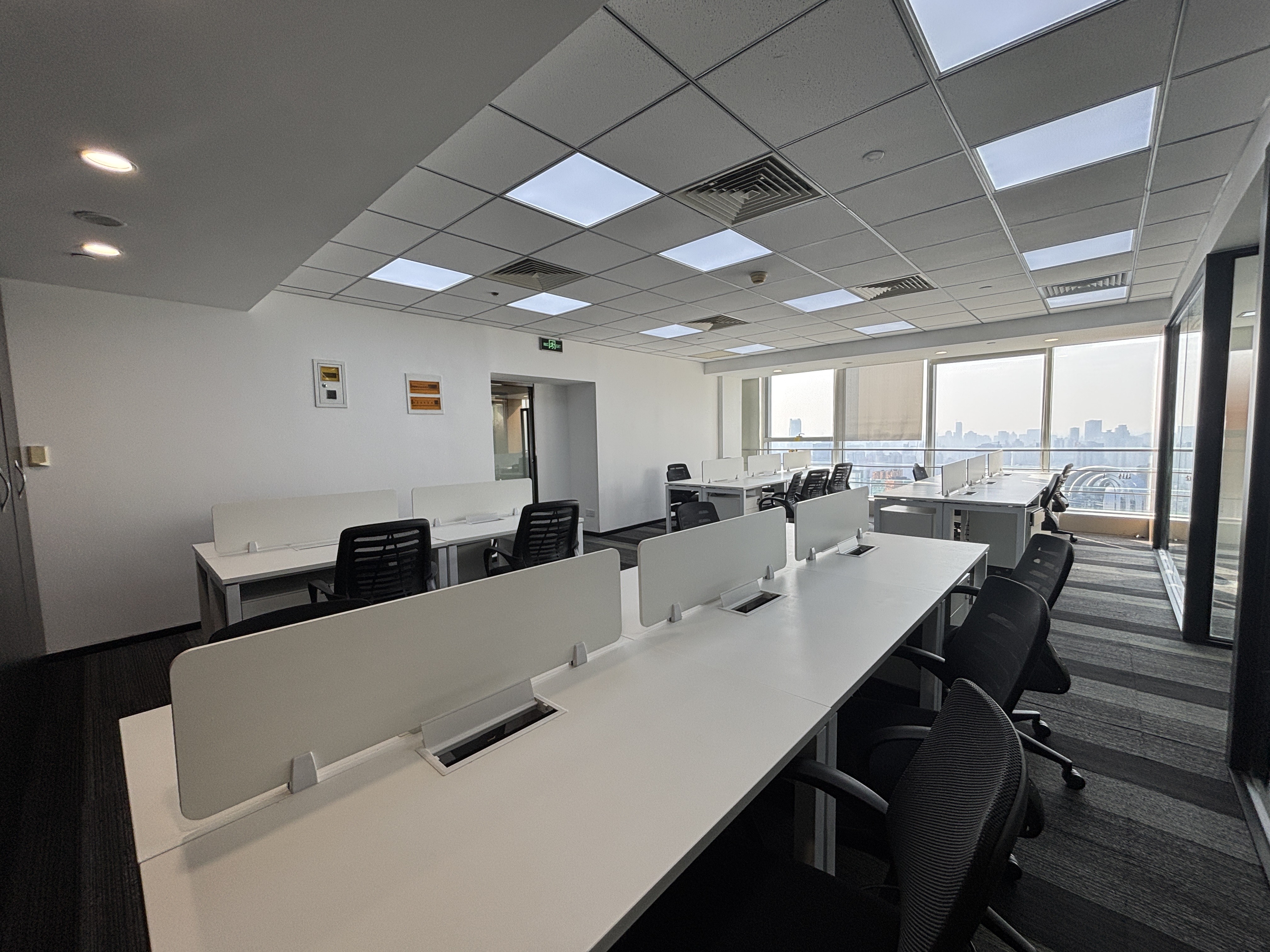 静安寺SOHO东海广场287平米写字楼出租