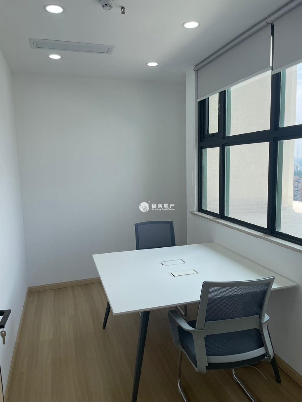 五角场新海商务大厦176平米写字楼出租