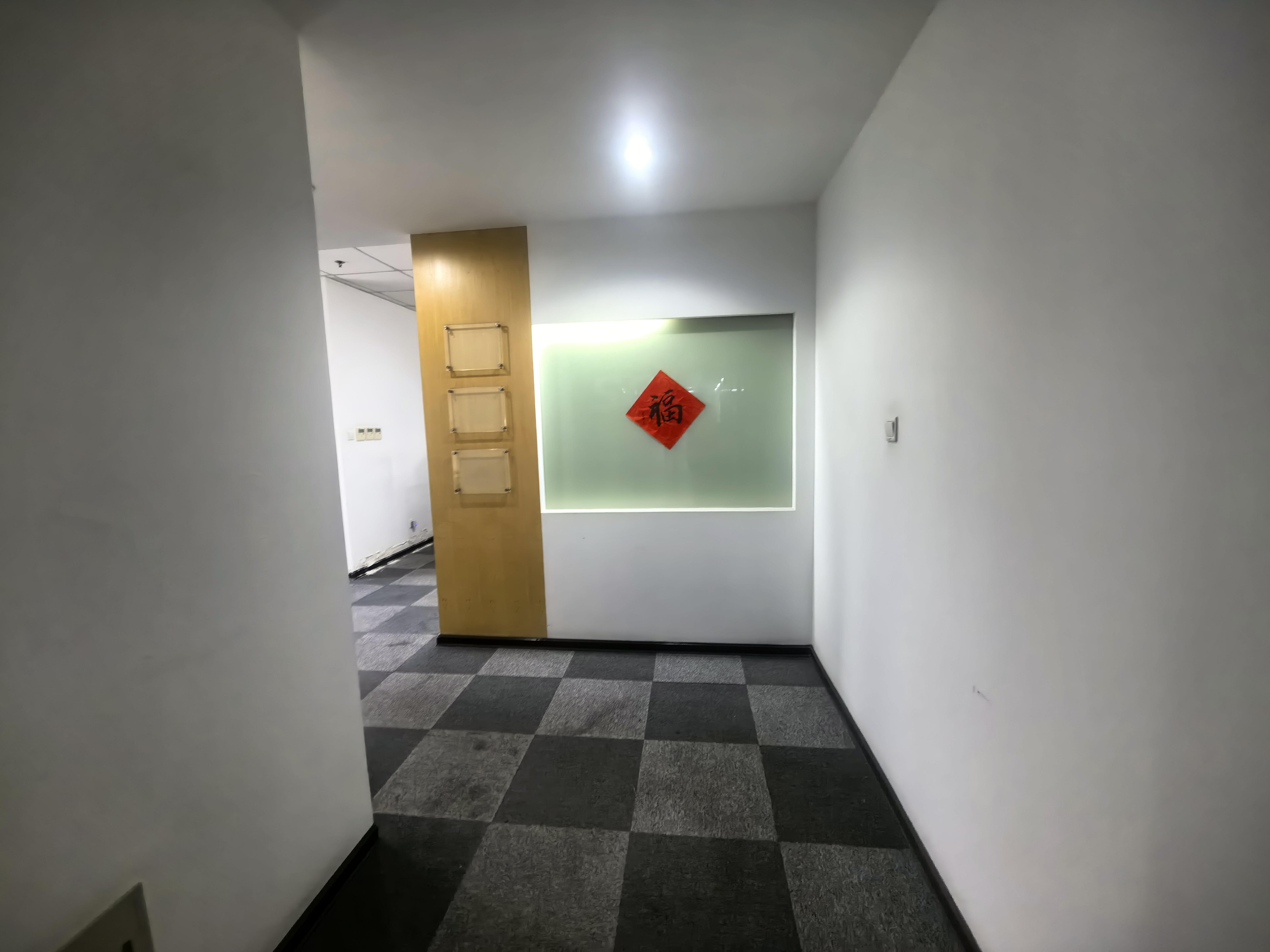 长风国盛中心213平米写字楼出租