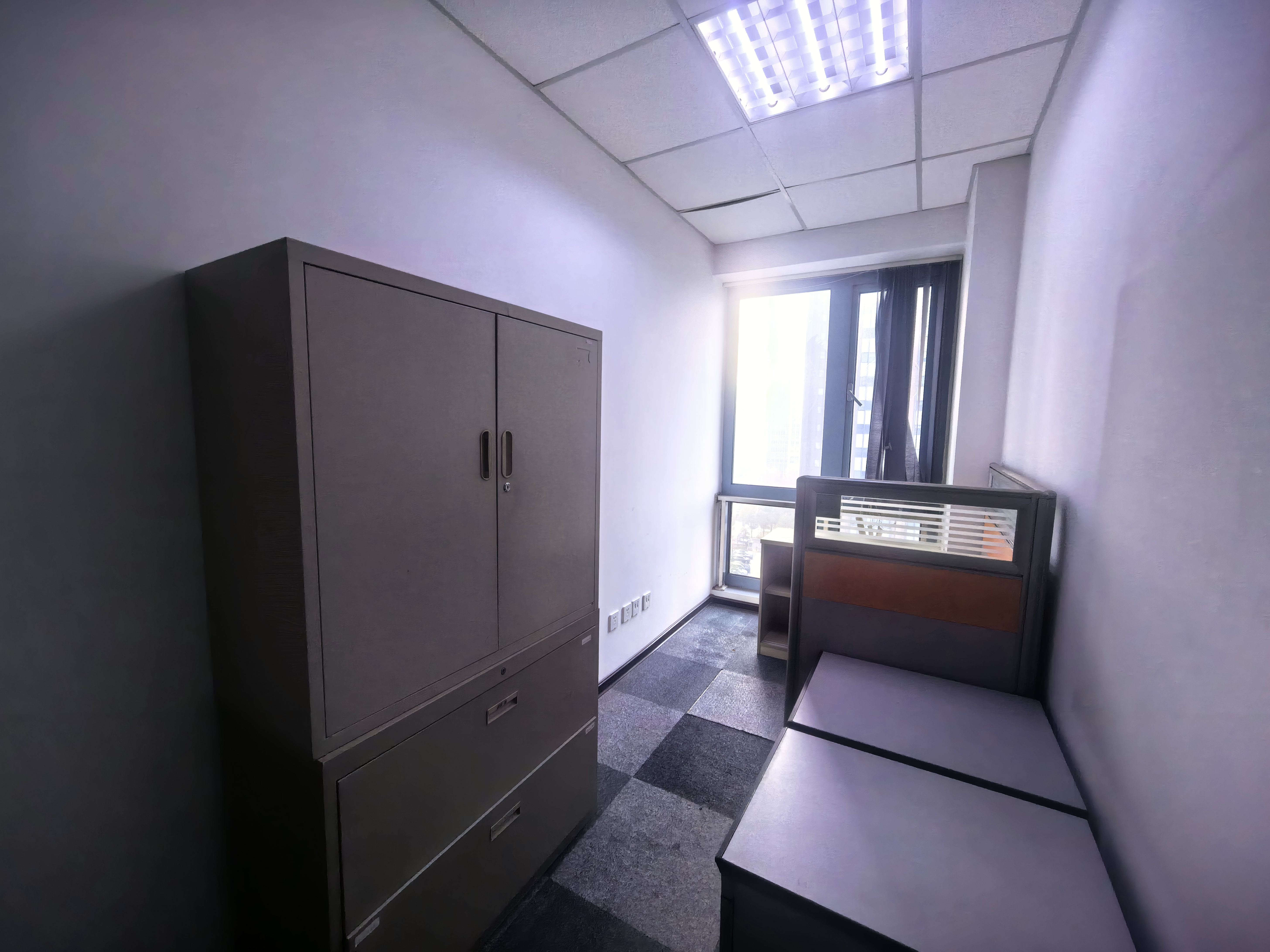 长风国盛中心213平米写字楼出租