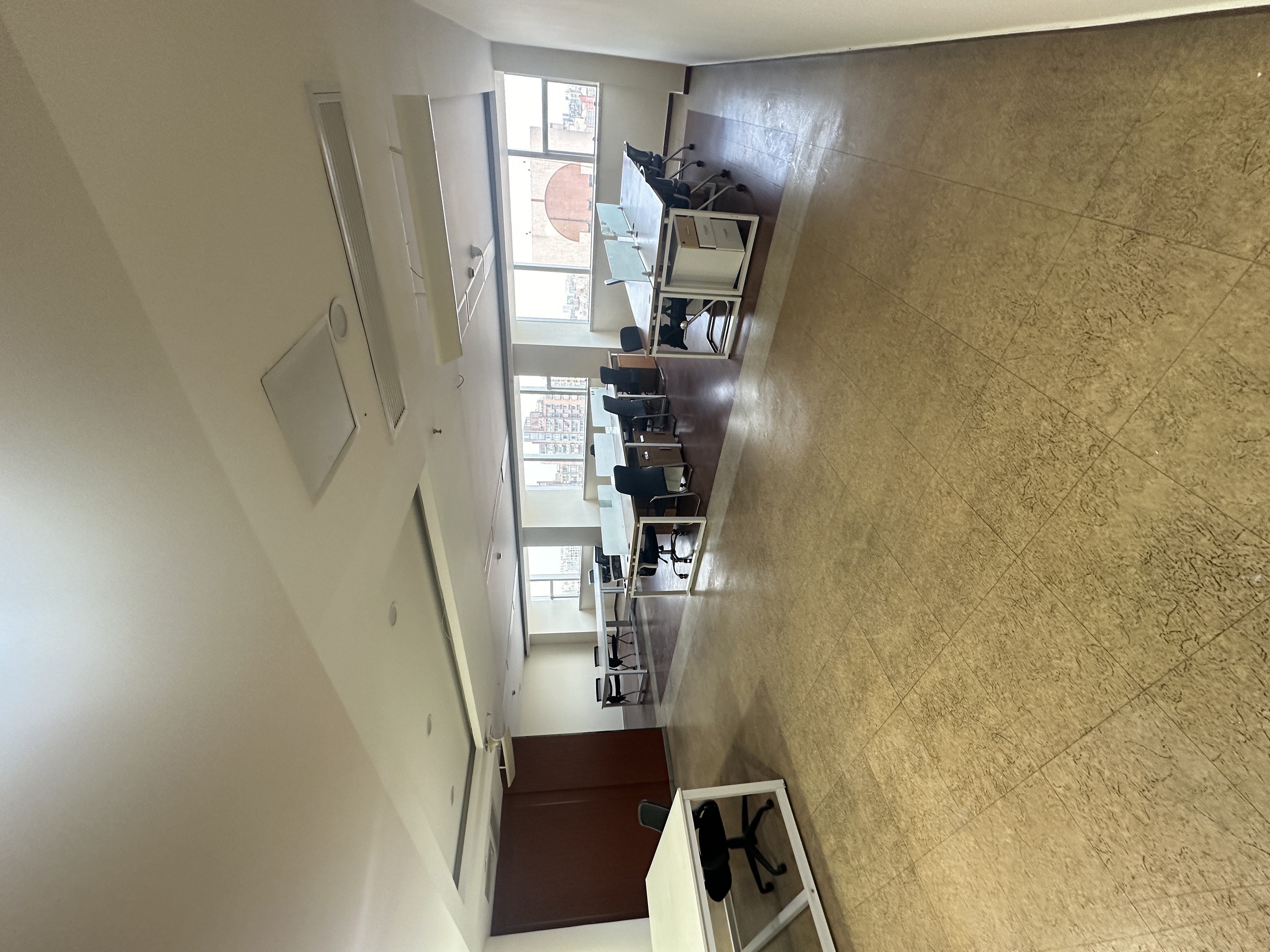 四川北路永融企业中心223平米写字楼出租