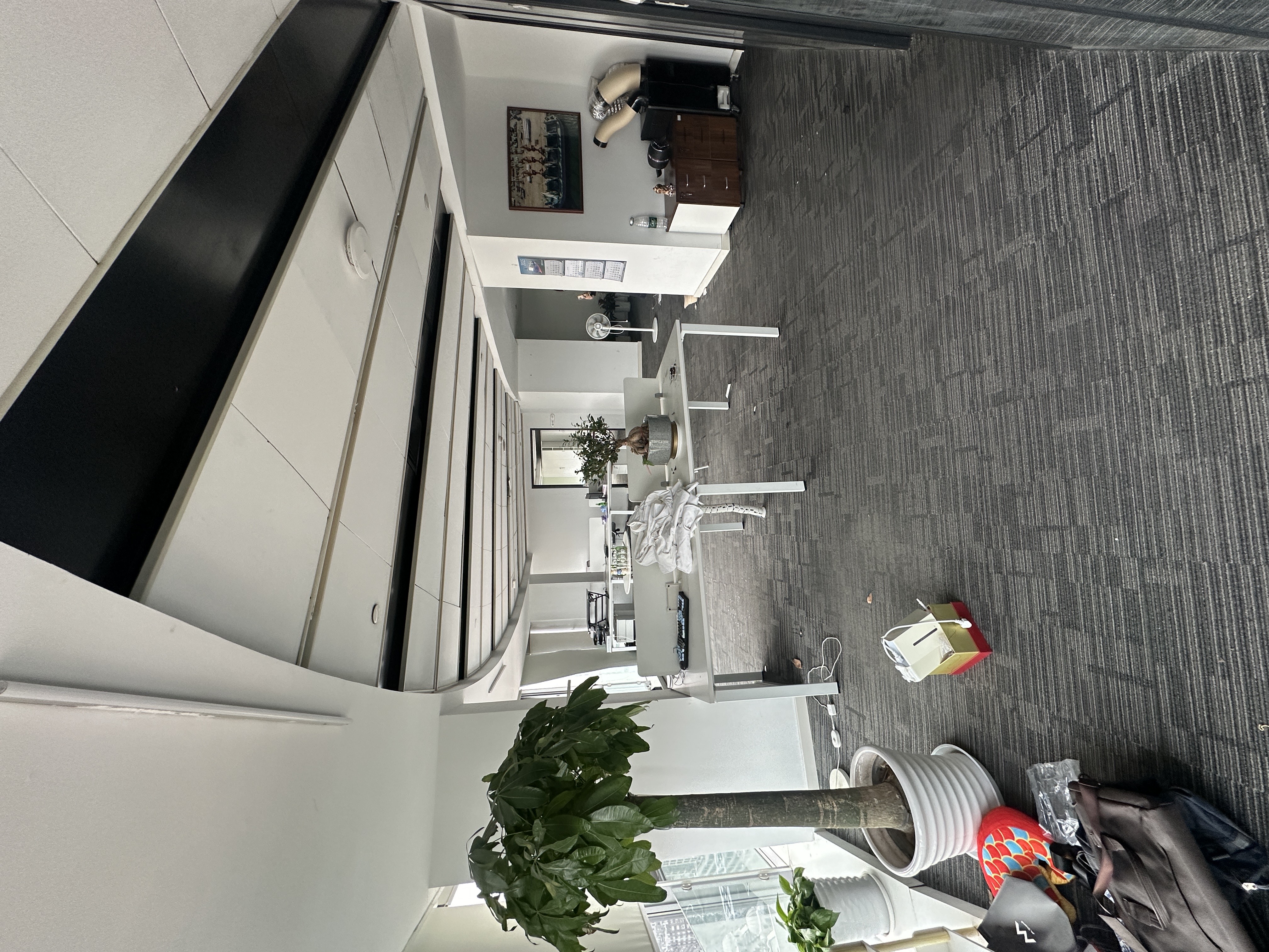 四川北路海泰国际大厦240平米写字楼出租