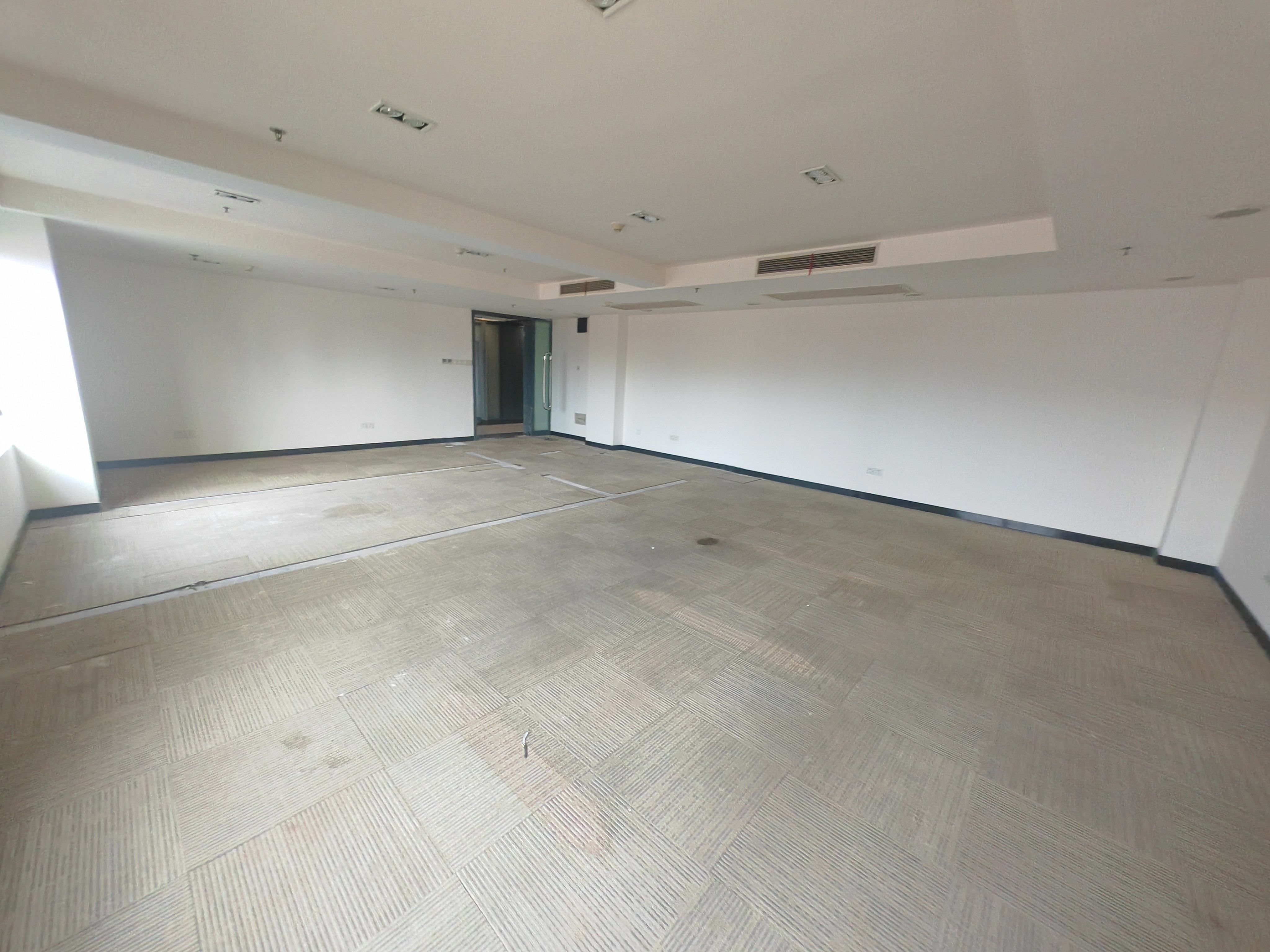 中山公园舜元企业发展大厦92平米写字楼出租