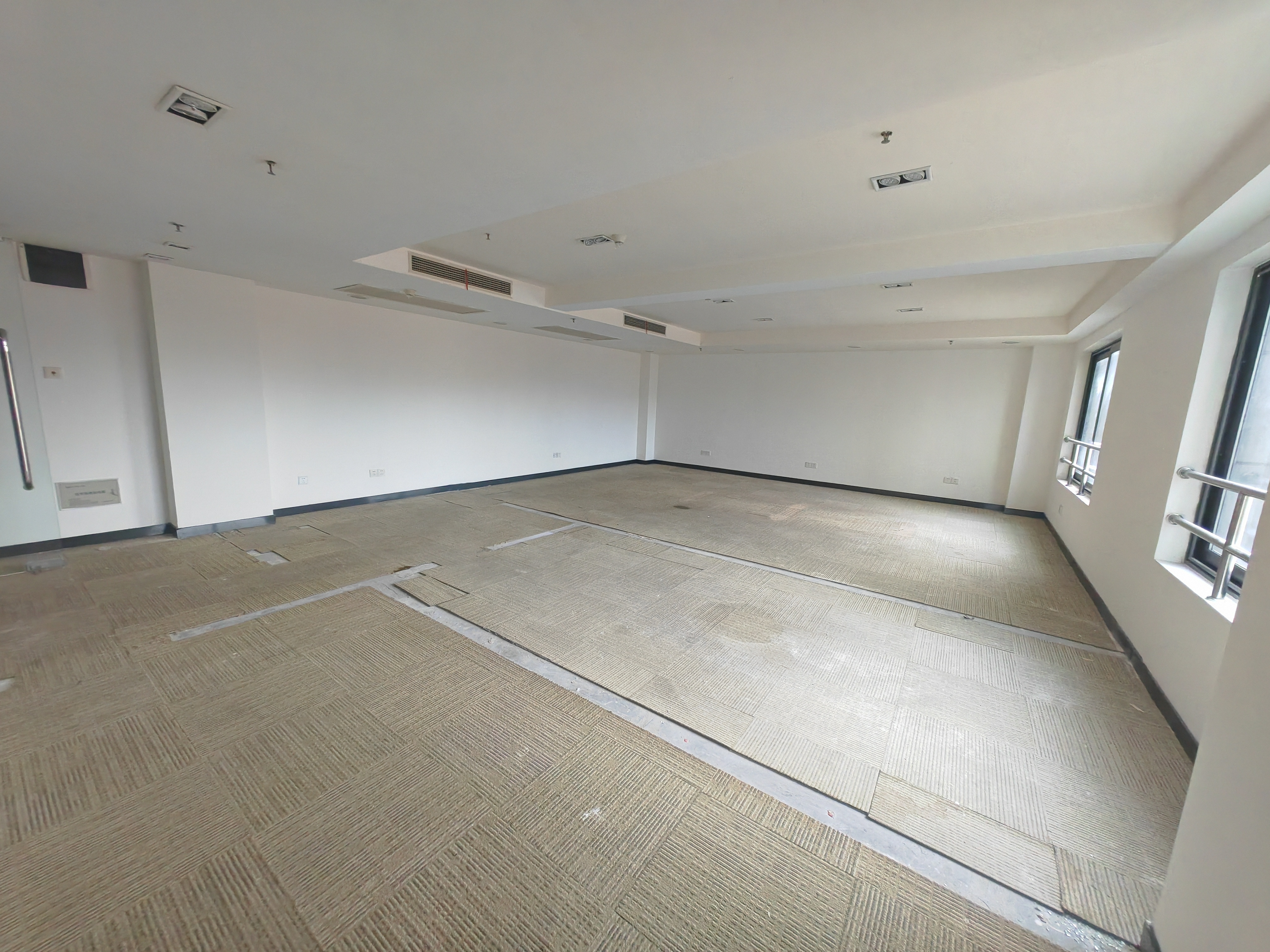 中山公园舜元企业发展大厦92平米写字楼出租