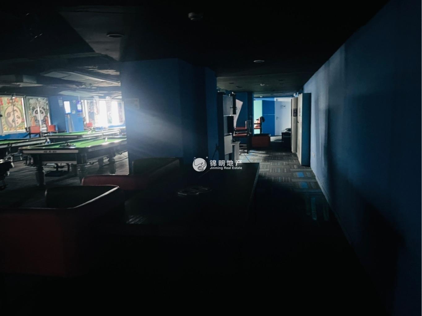 南京西路和一大厦400平米写字楼出租