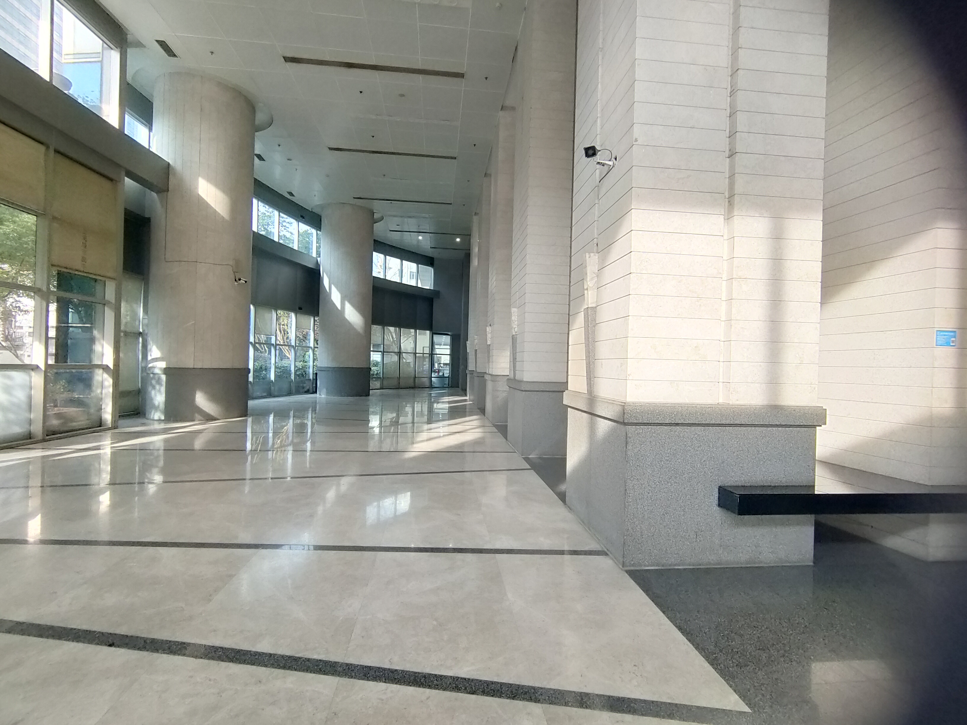 中山公园绿地商务大厦98平米写字楼出租