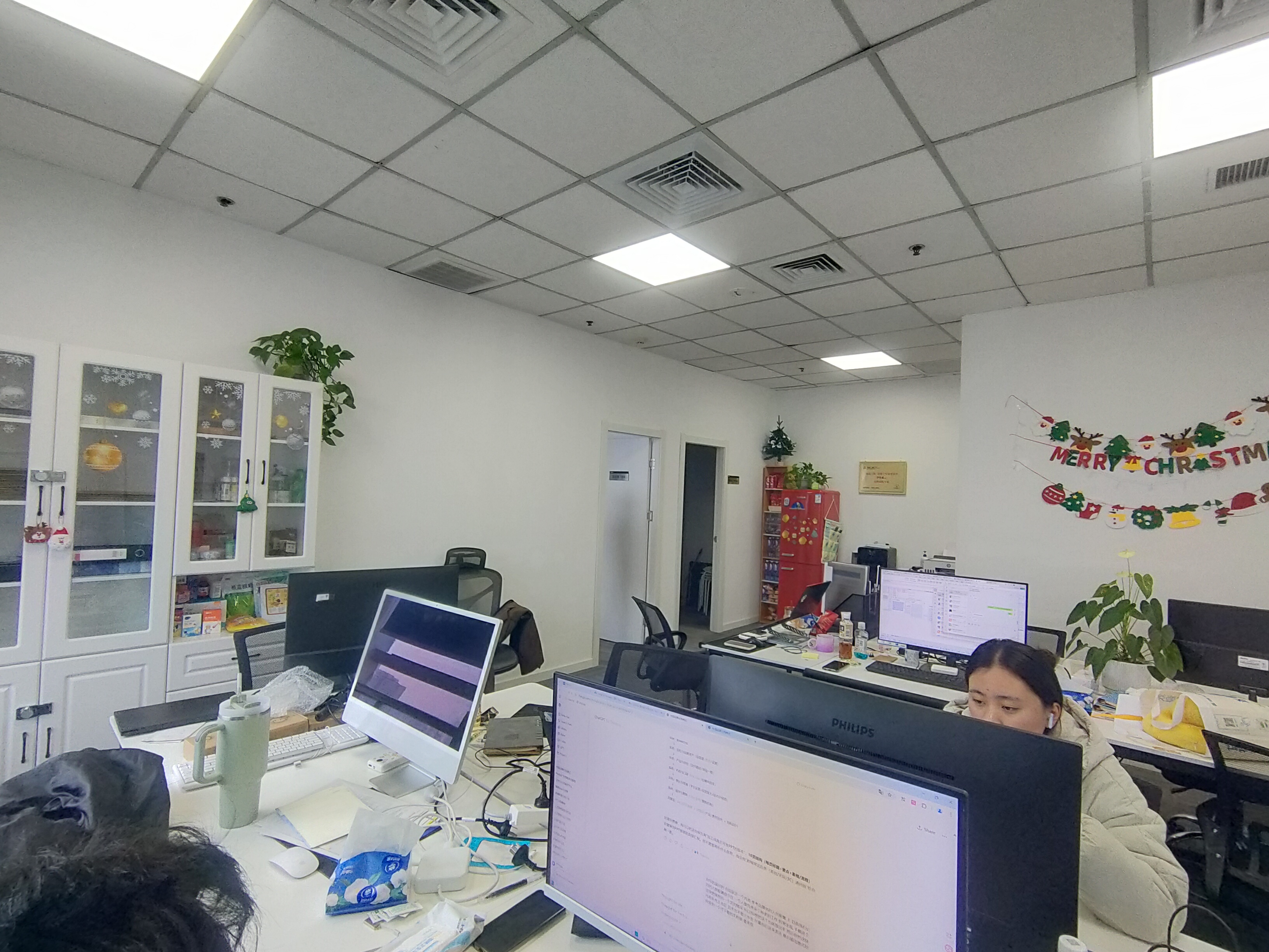 中山公园绿地商务大厦98平米写字楼出租