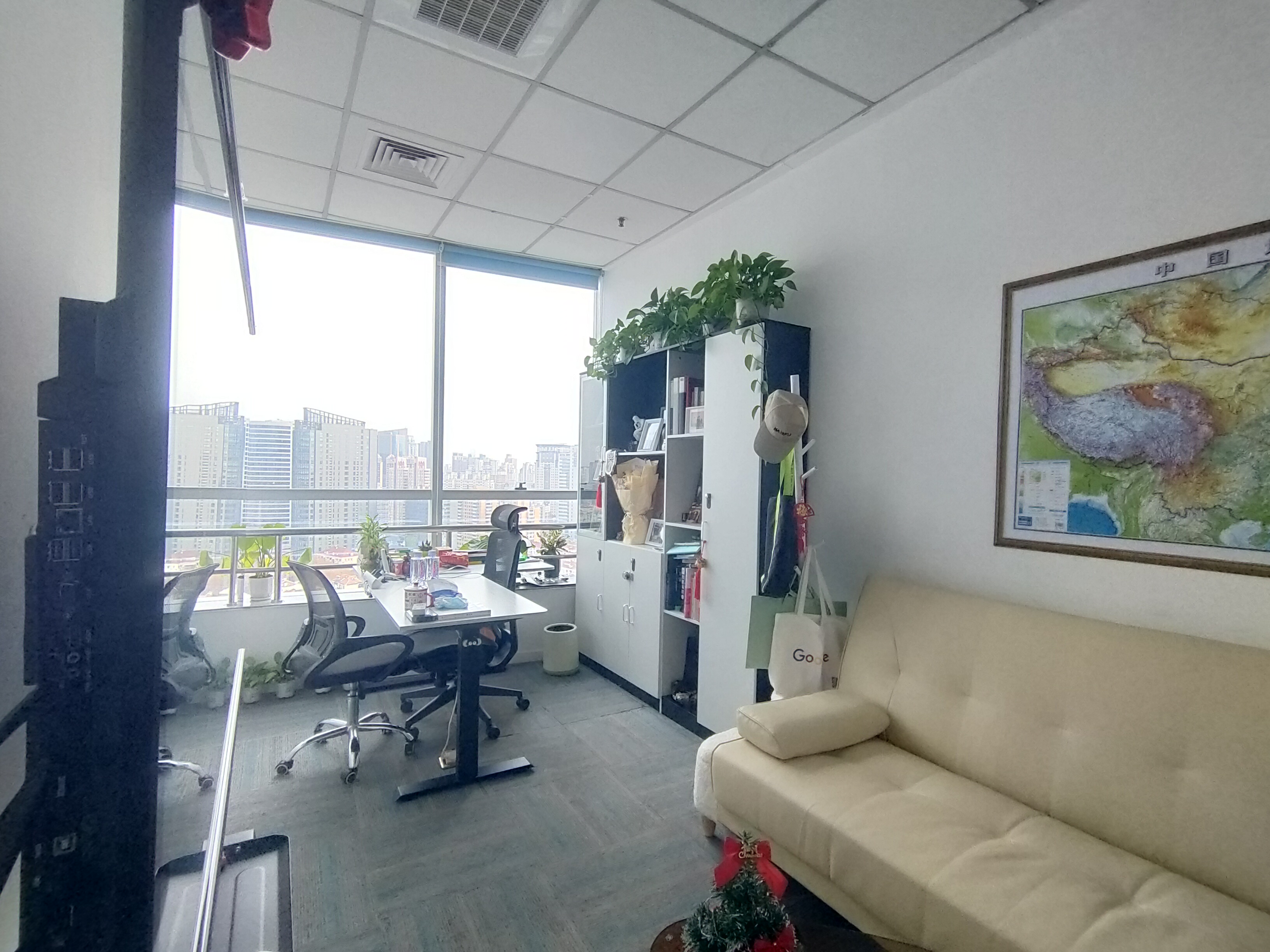 中山公园绿地商务大厦98平米写字楼出租