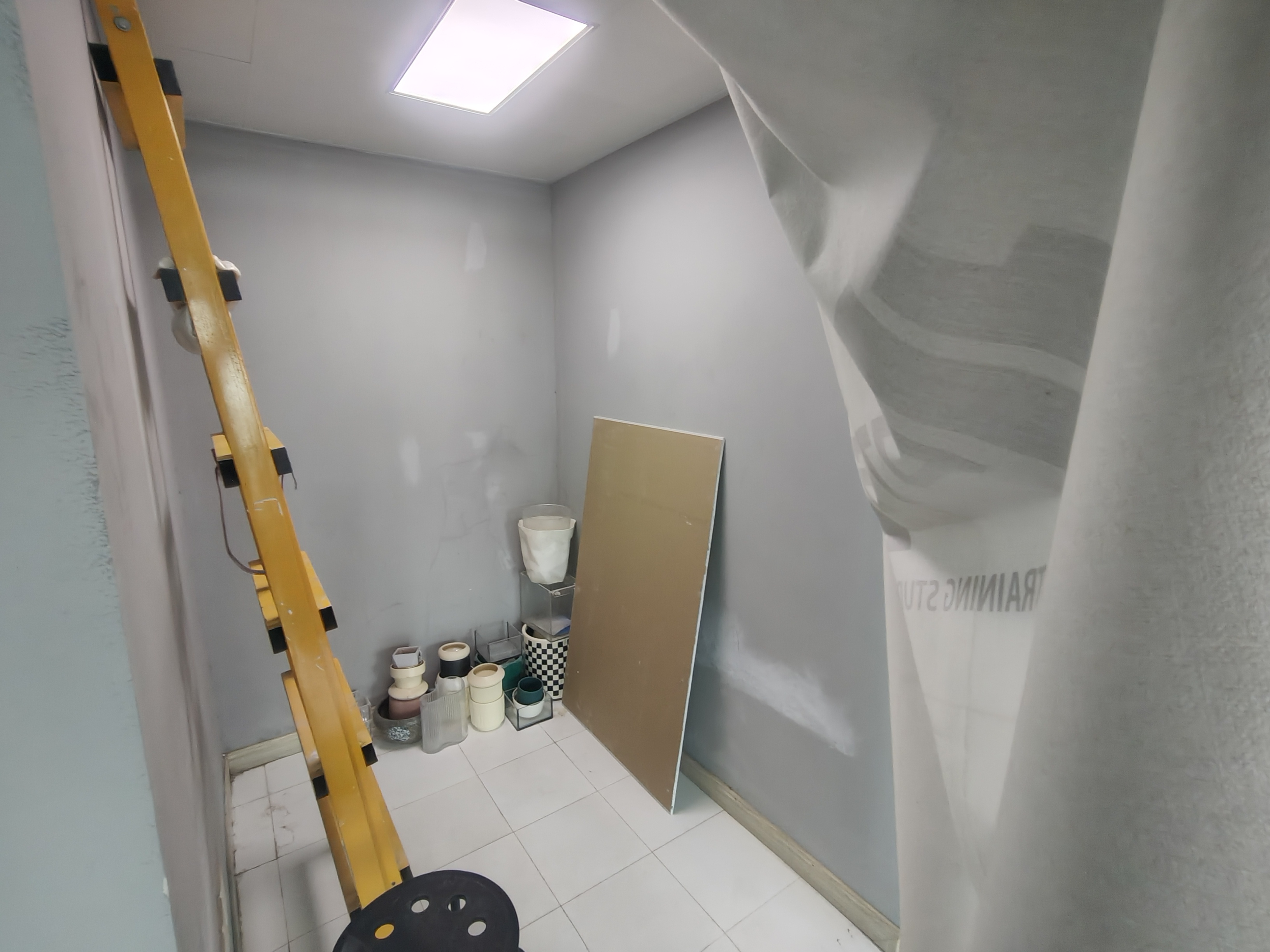 静安寺环球世界大厦139平米写字楼出租