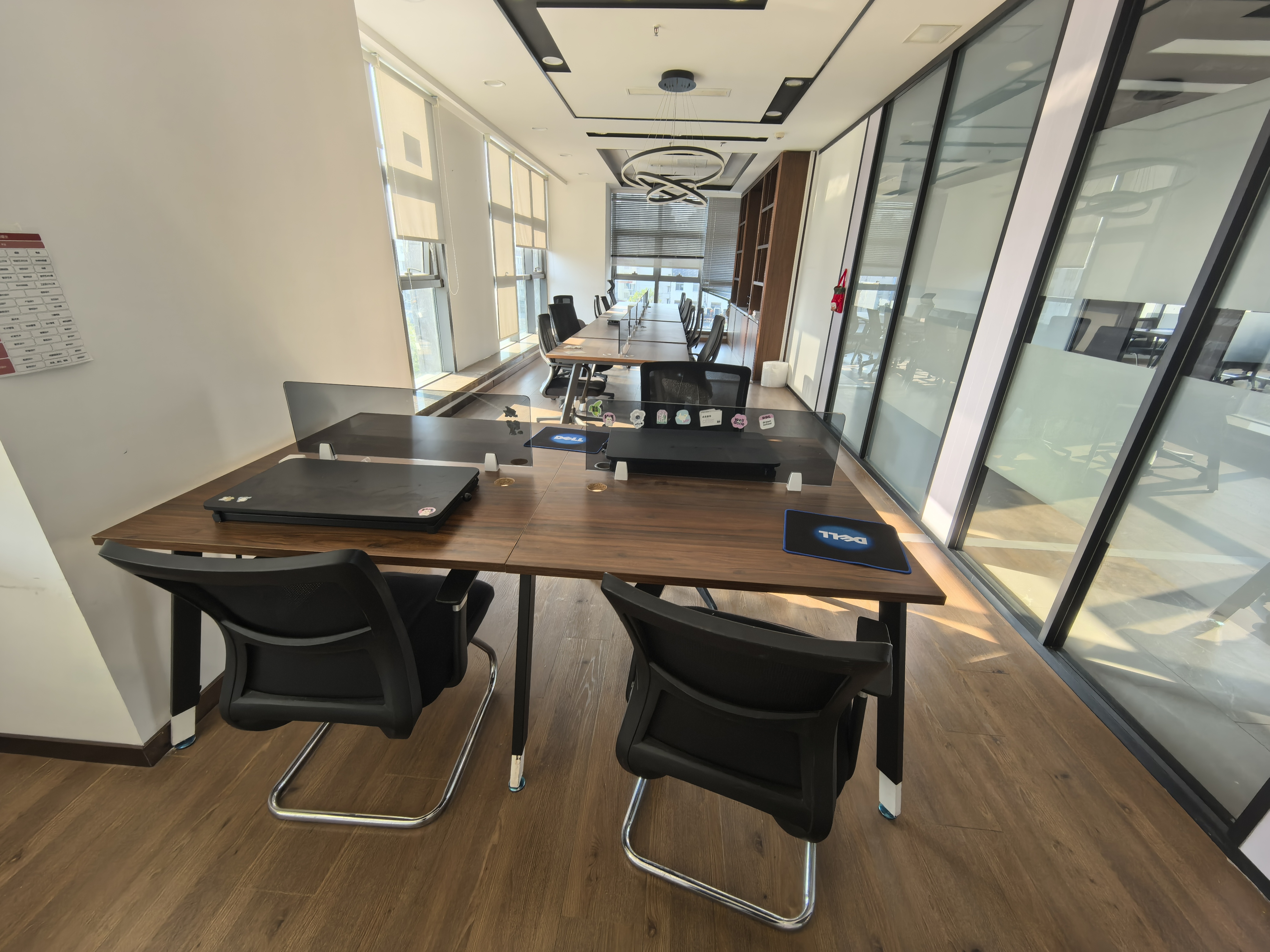 万体馆汇鑫国际大厦370平米写字楼出租