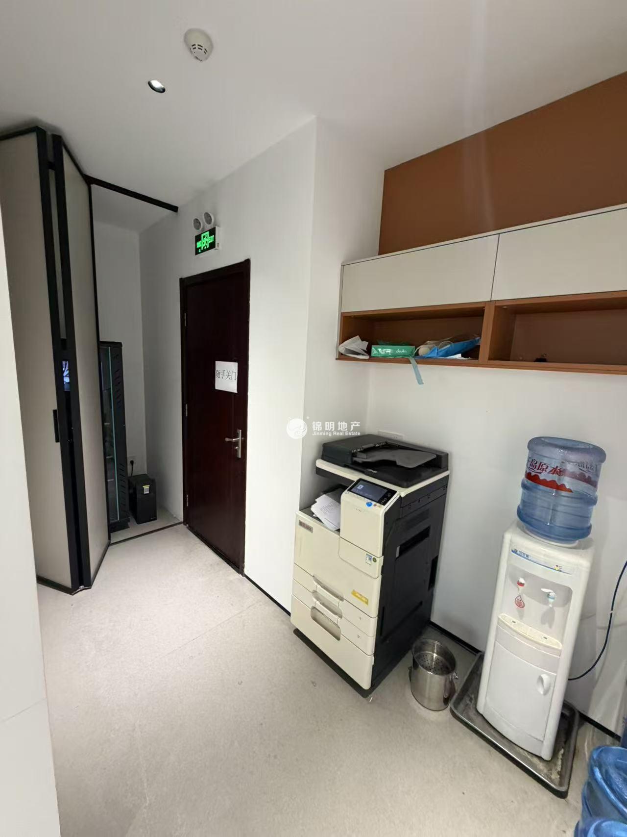 万体馆汇鑫国际大厦370平米写字楼出租