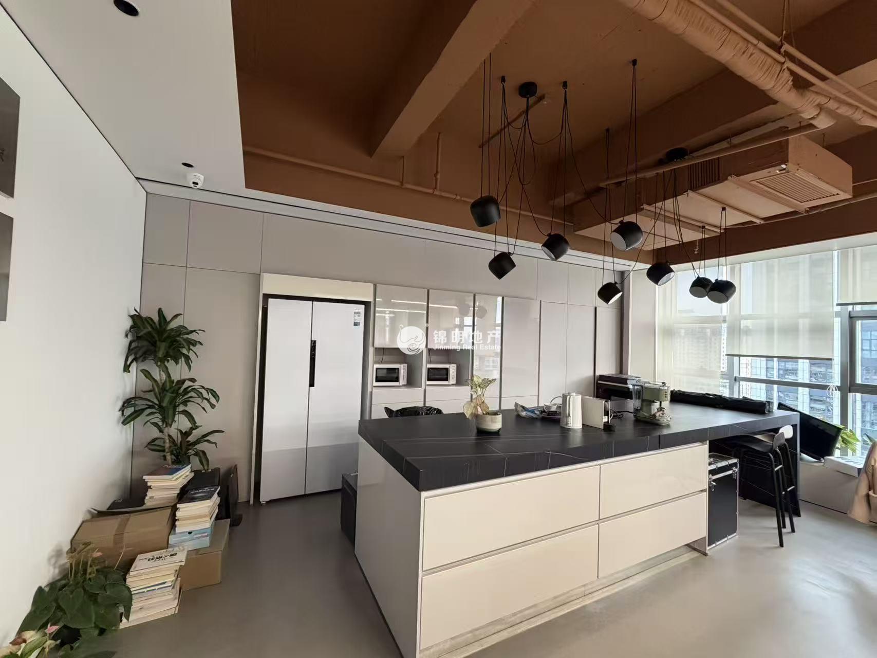 万体馆汇鑫国际大厦370平米写字楼出租