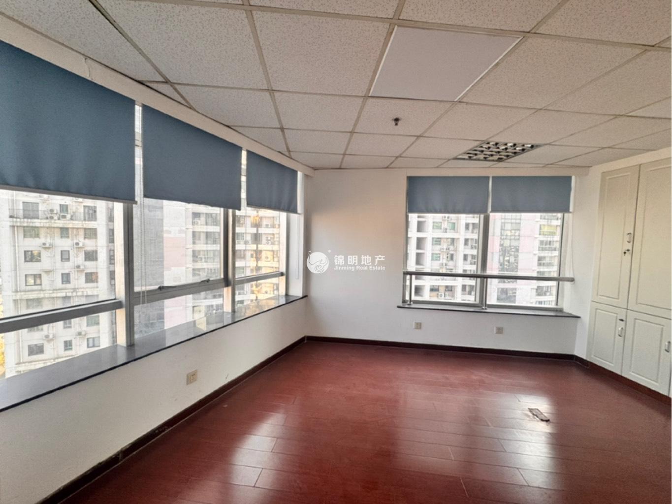 曹杨绿地科创大厦164平米写字楼出租