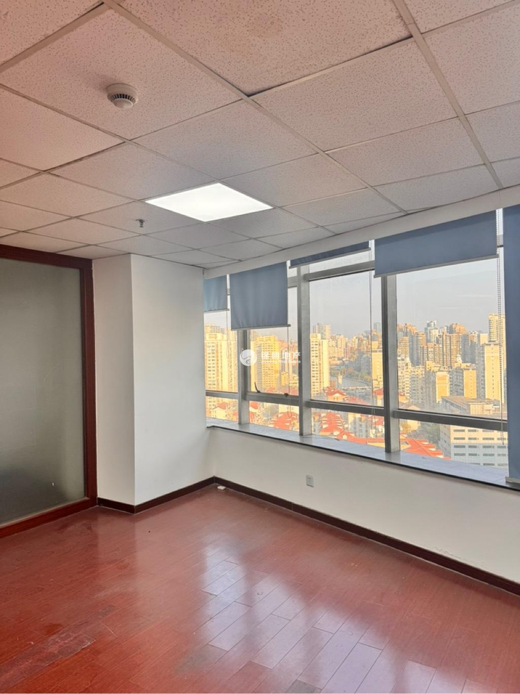 曹杨绿地科创大厦164平米写字楼出租