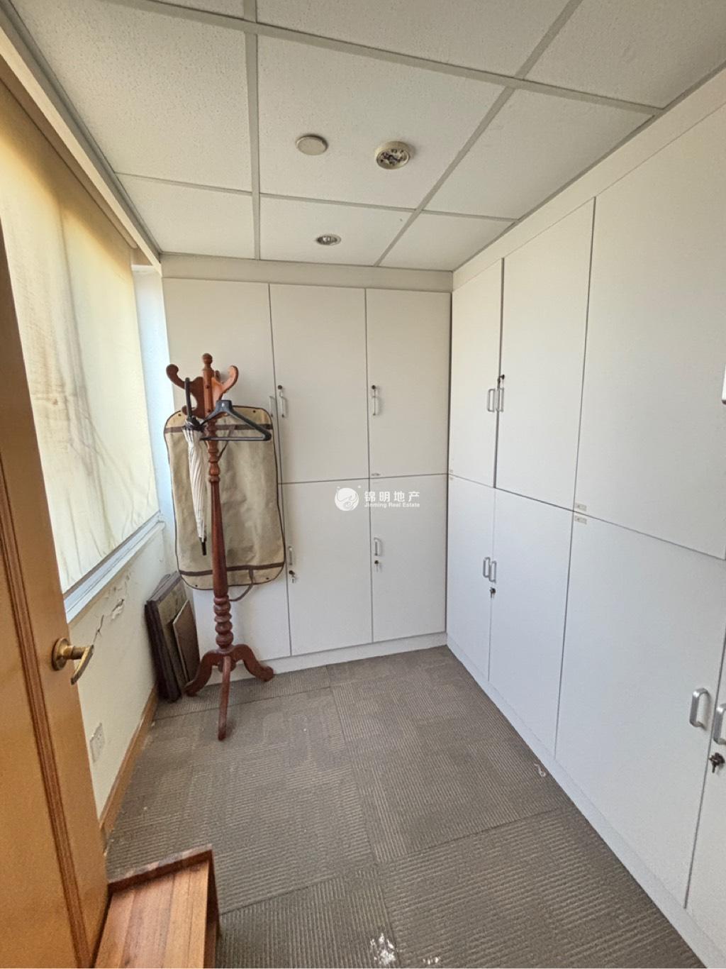 中山公园银统大厦810平米写字楼出租