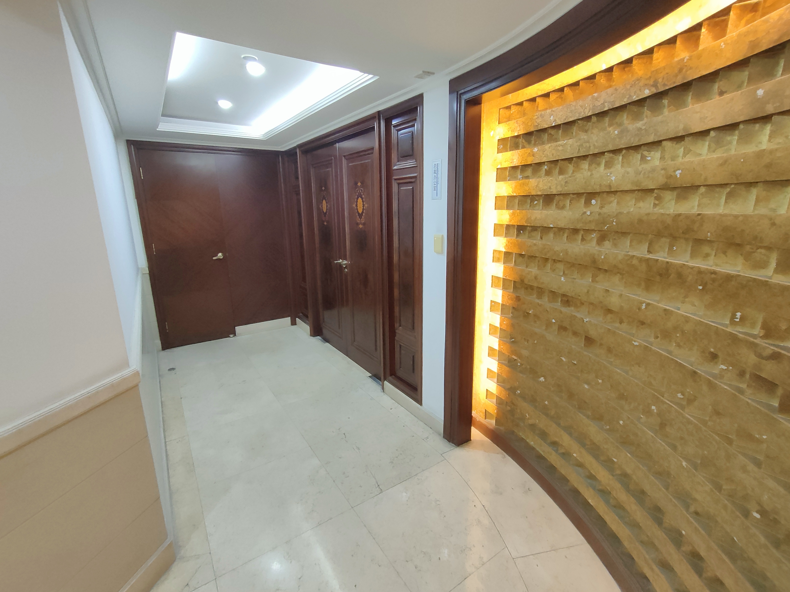 中山公园银统大厦205平米写字楼出租