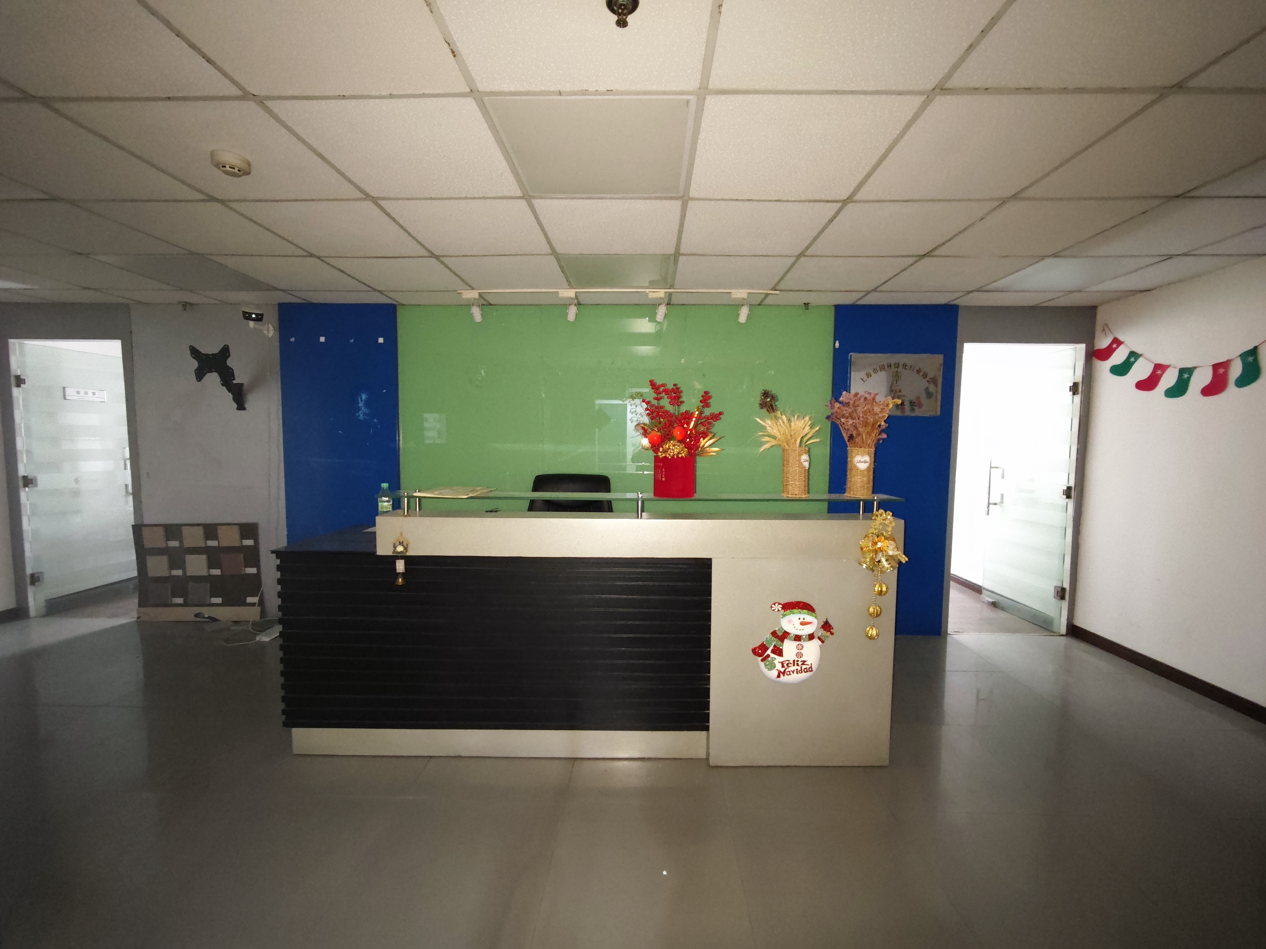 长寿路沙田大厦297平米写字楼出租