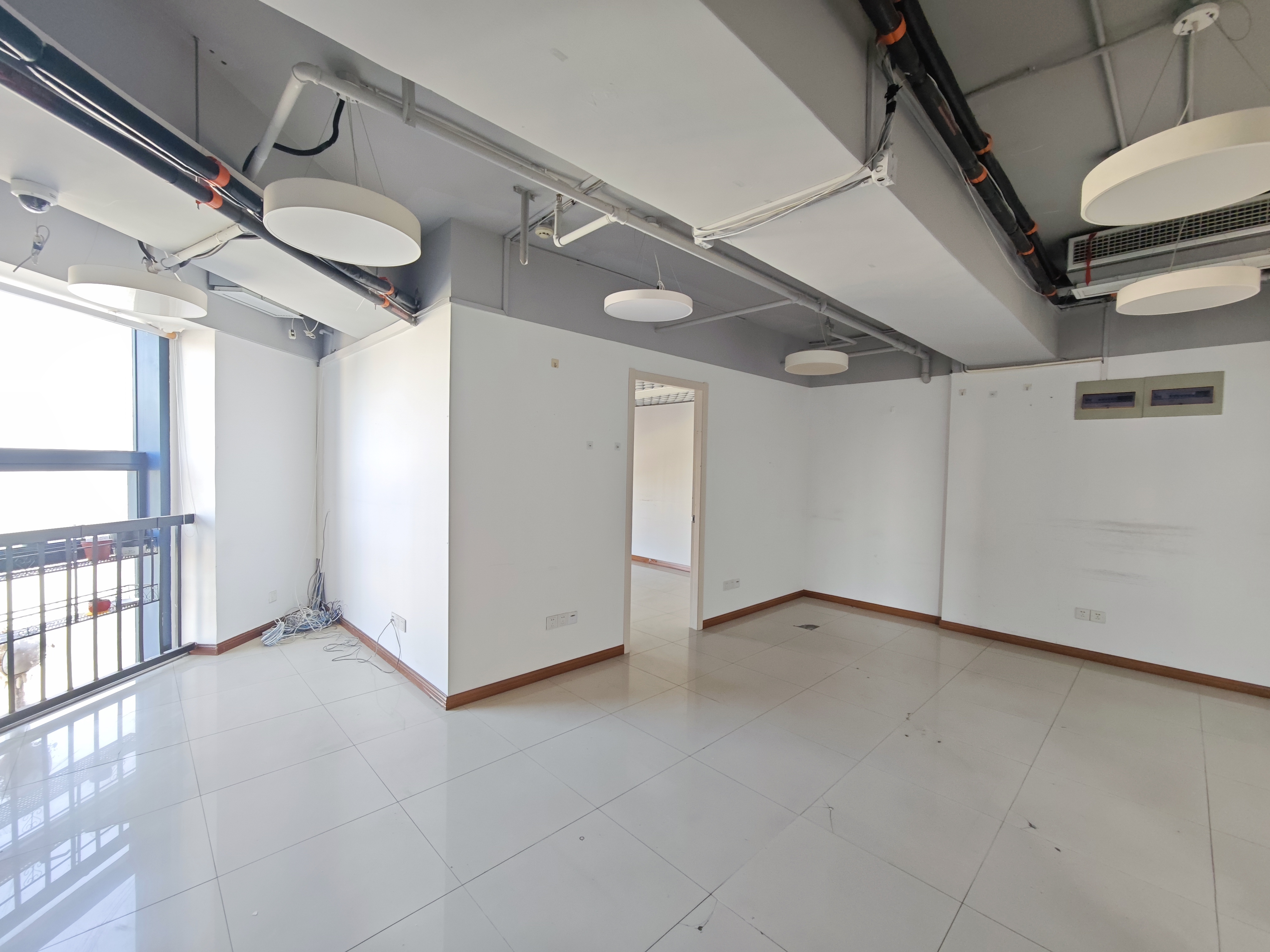 长寿路沙田大厦150平米写字楼出租