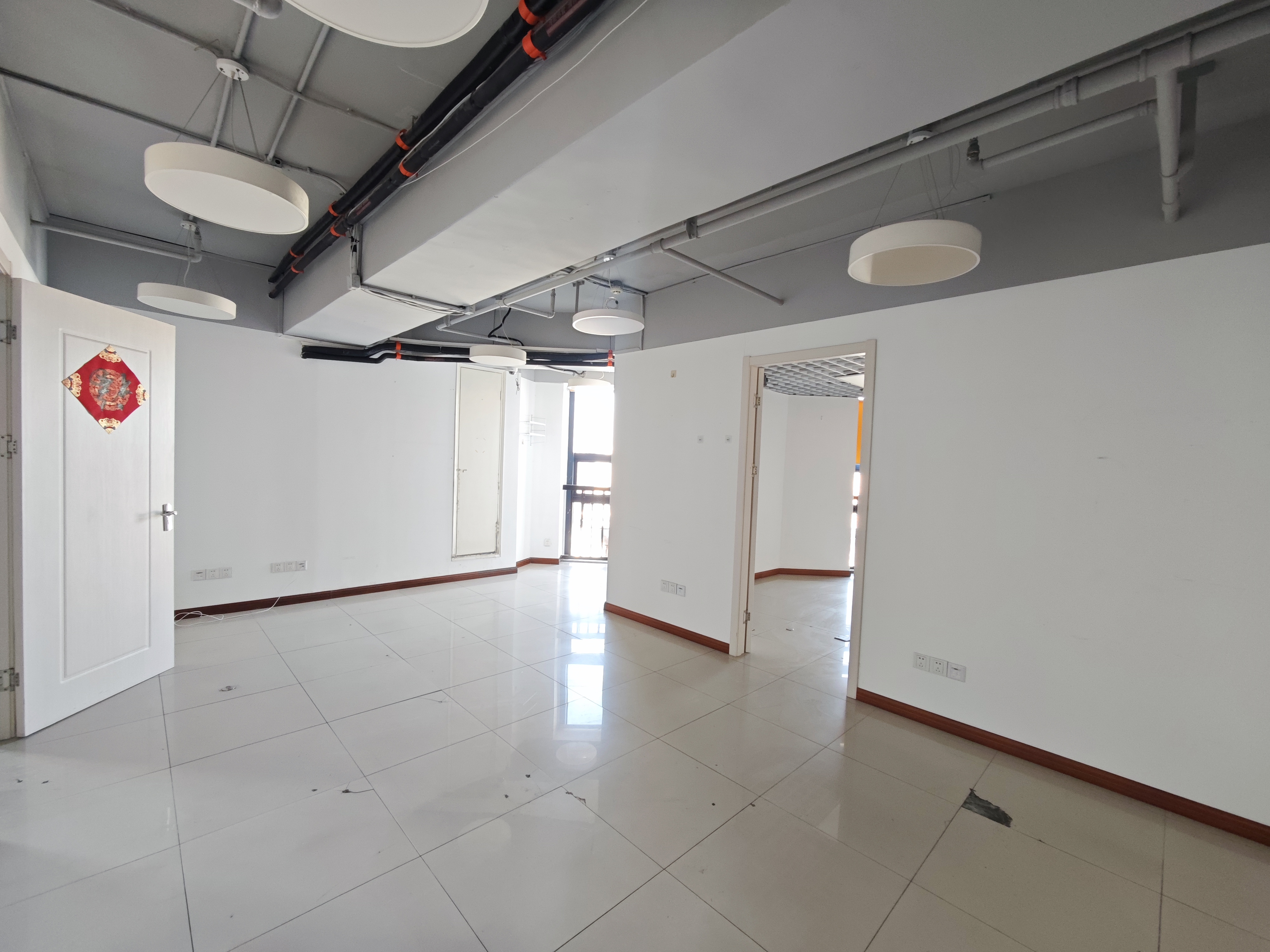 长寿路沙田大厦150平米写字楼出租