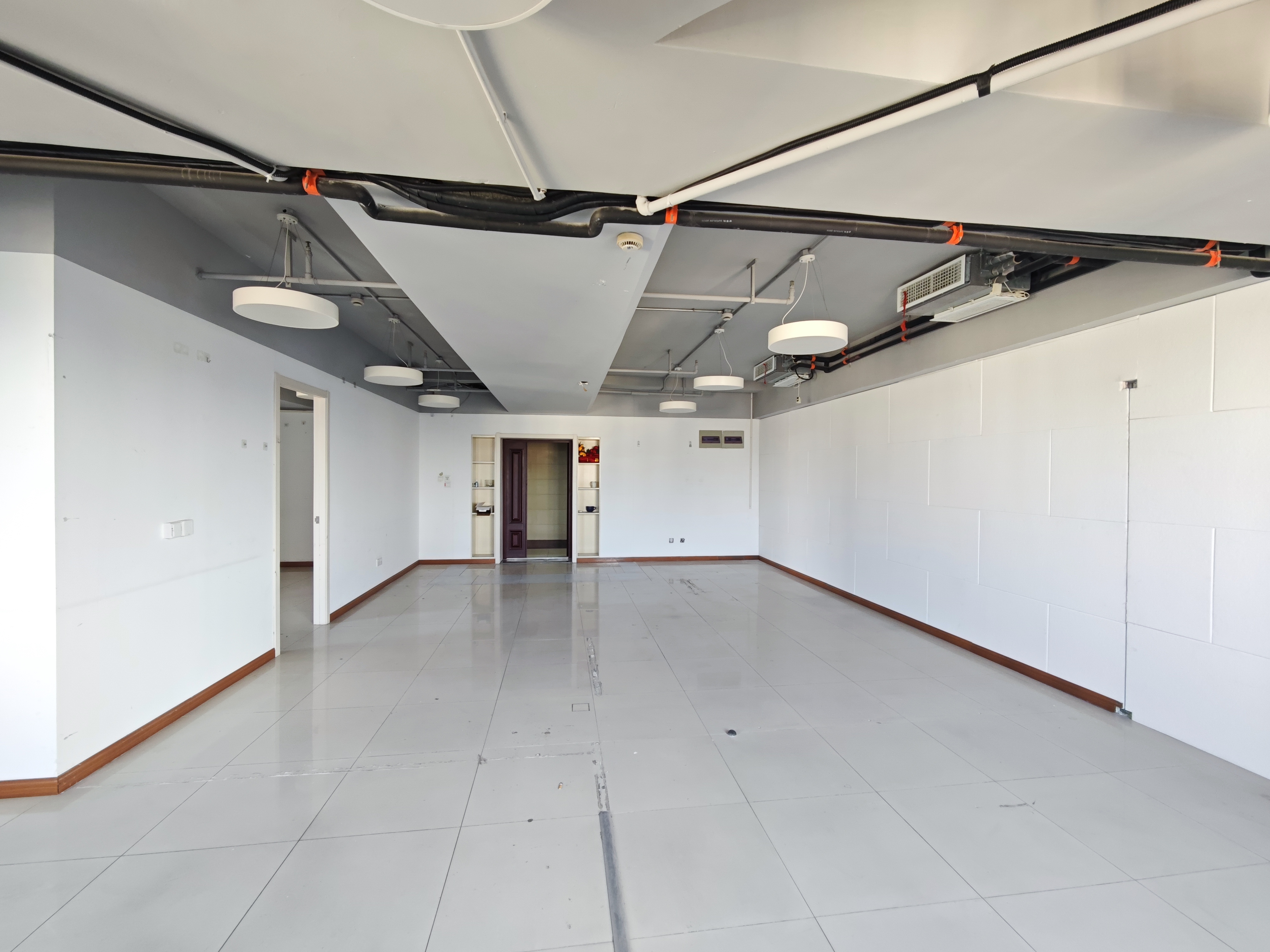 长寿路沙田大厦150平米写字楼出租