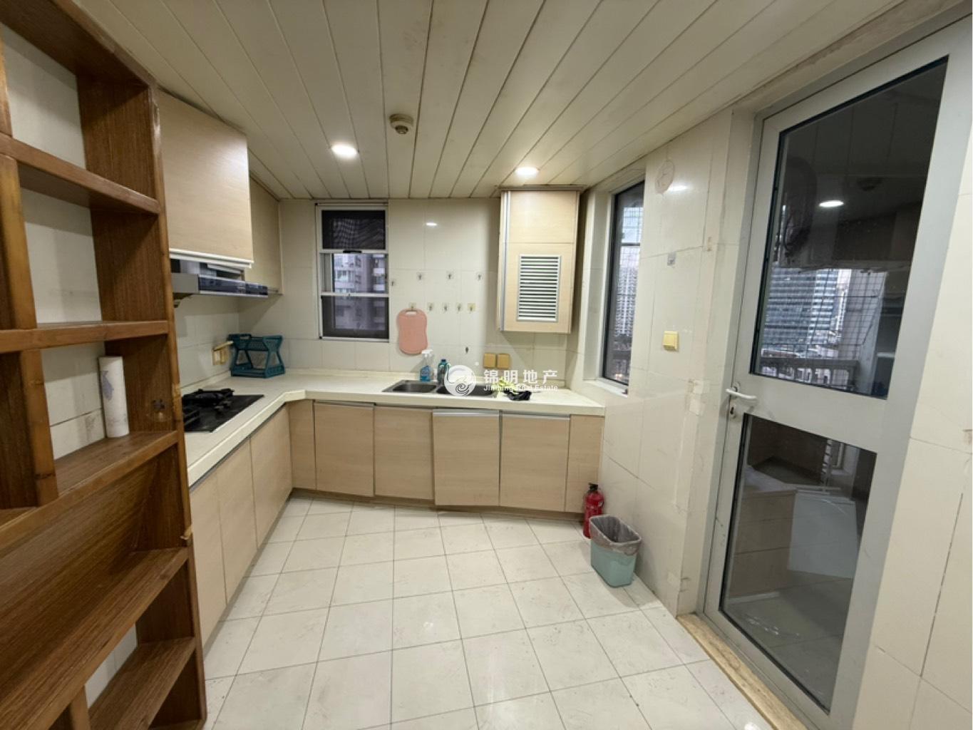 南京西路丽都新贵147平米写字楼出租