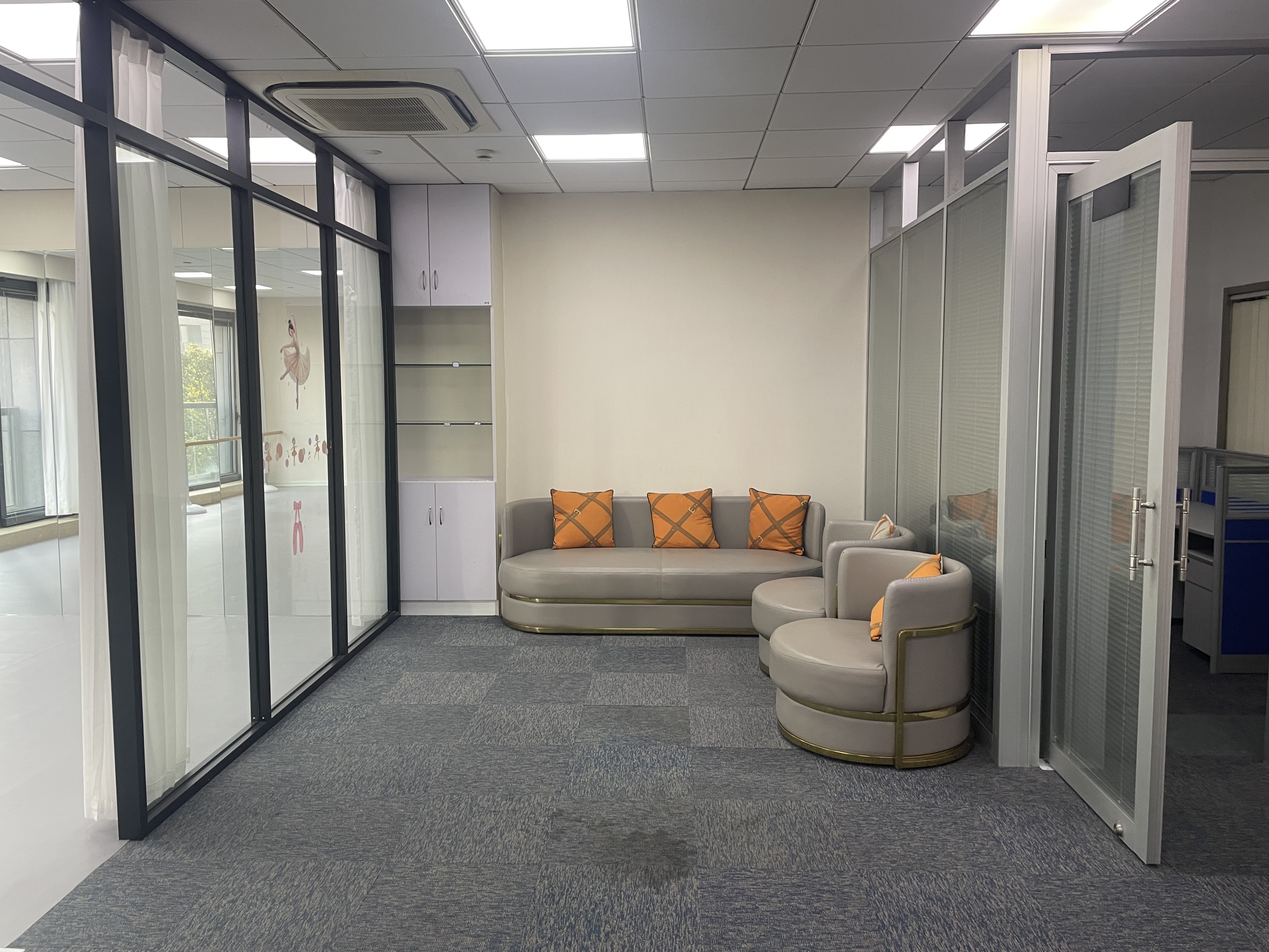 五角场五角丰达商务广场140平米写字楼出租