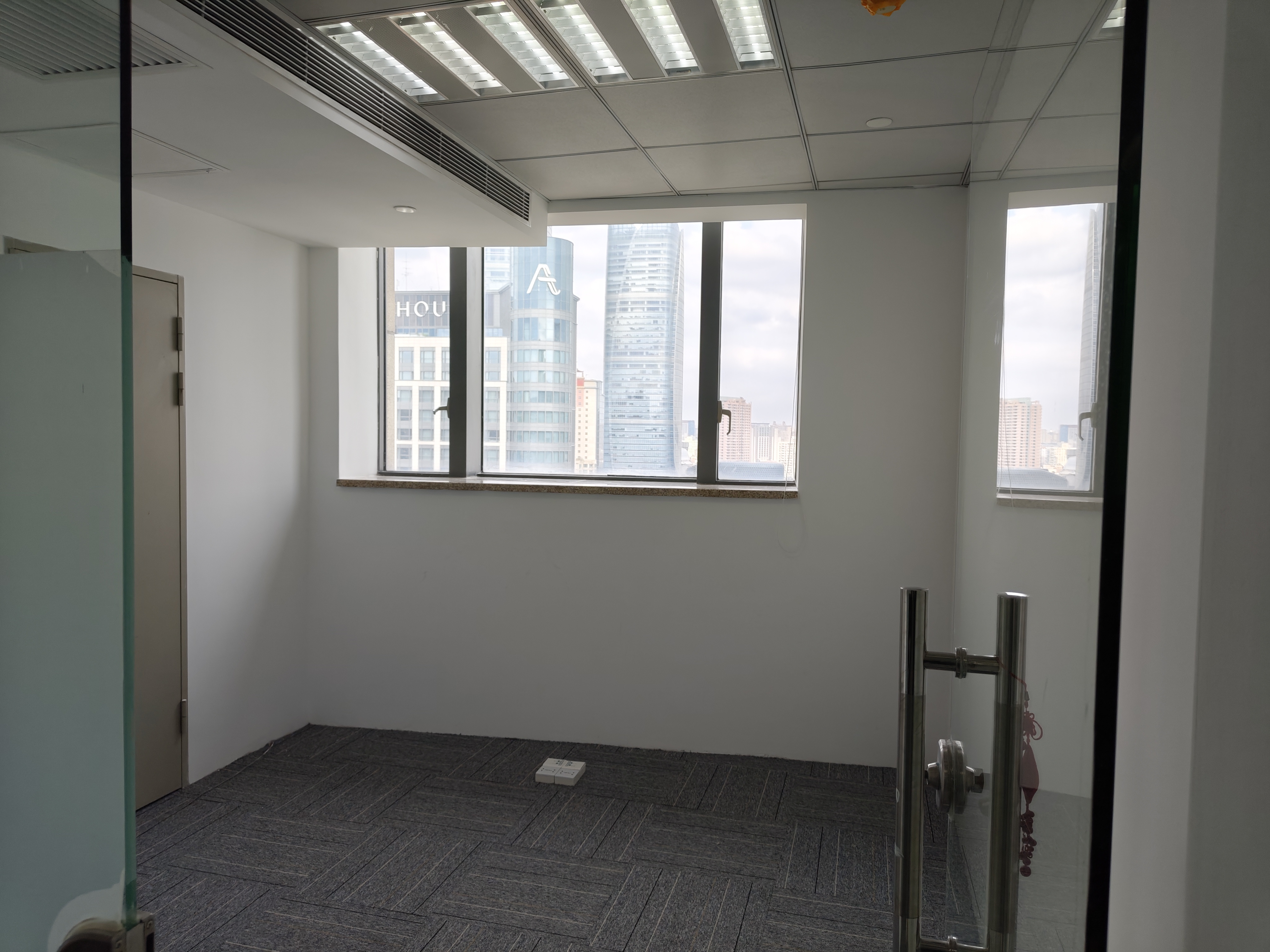 万体馆汇智大厦(漕溪北路)171平米写字楼出租