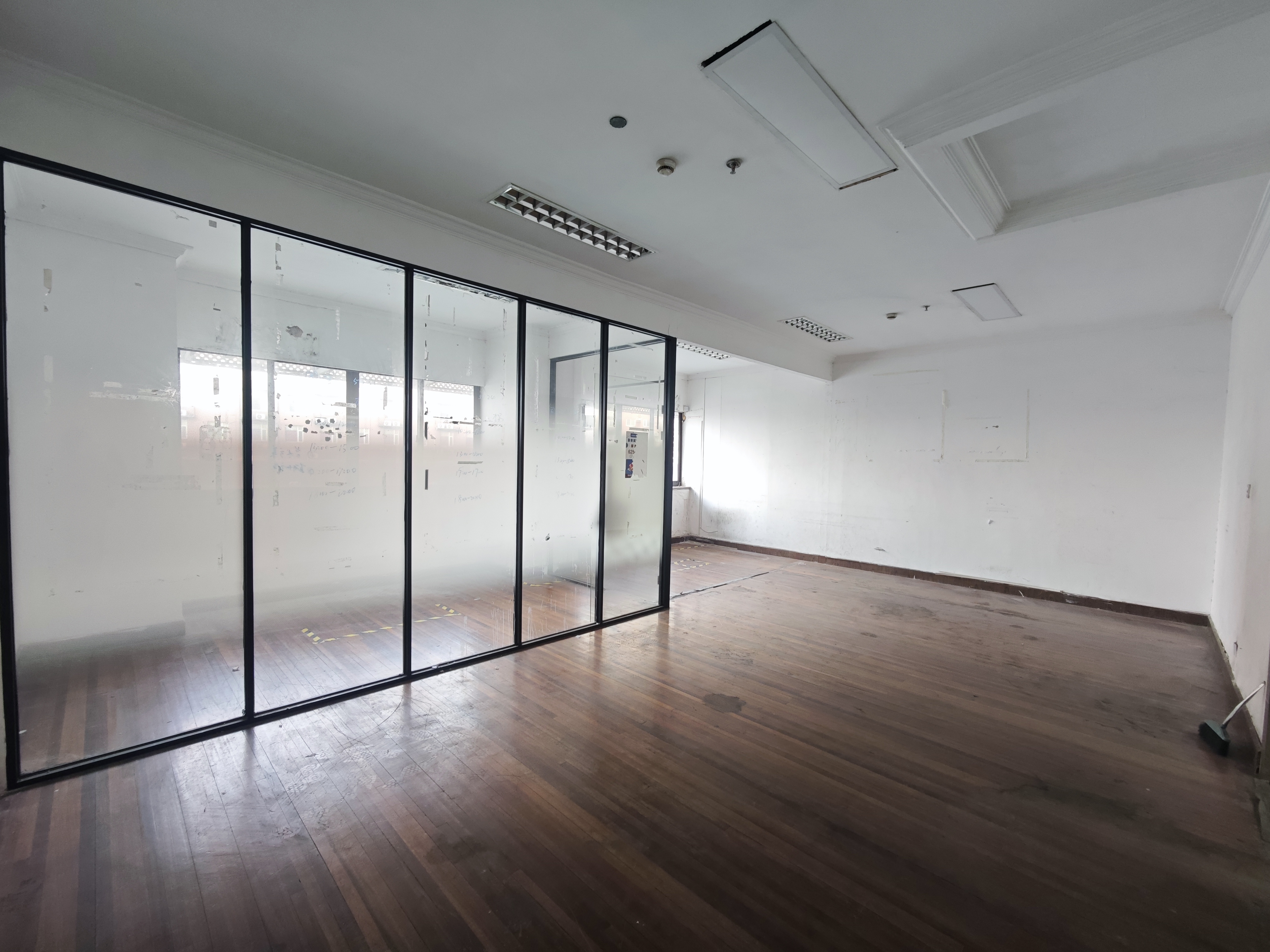 真如中友大厦90平米写字楼出租