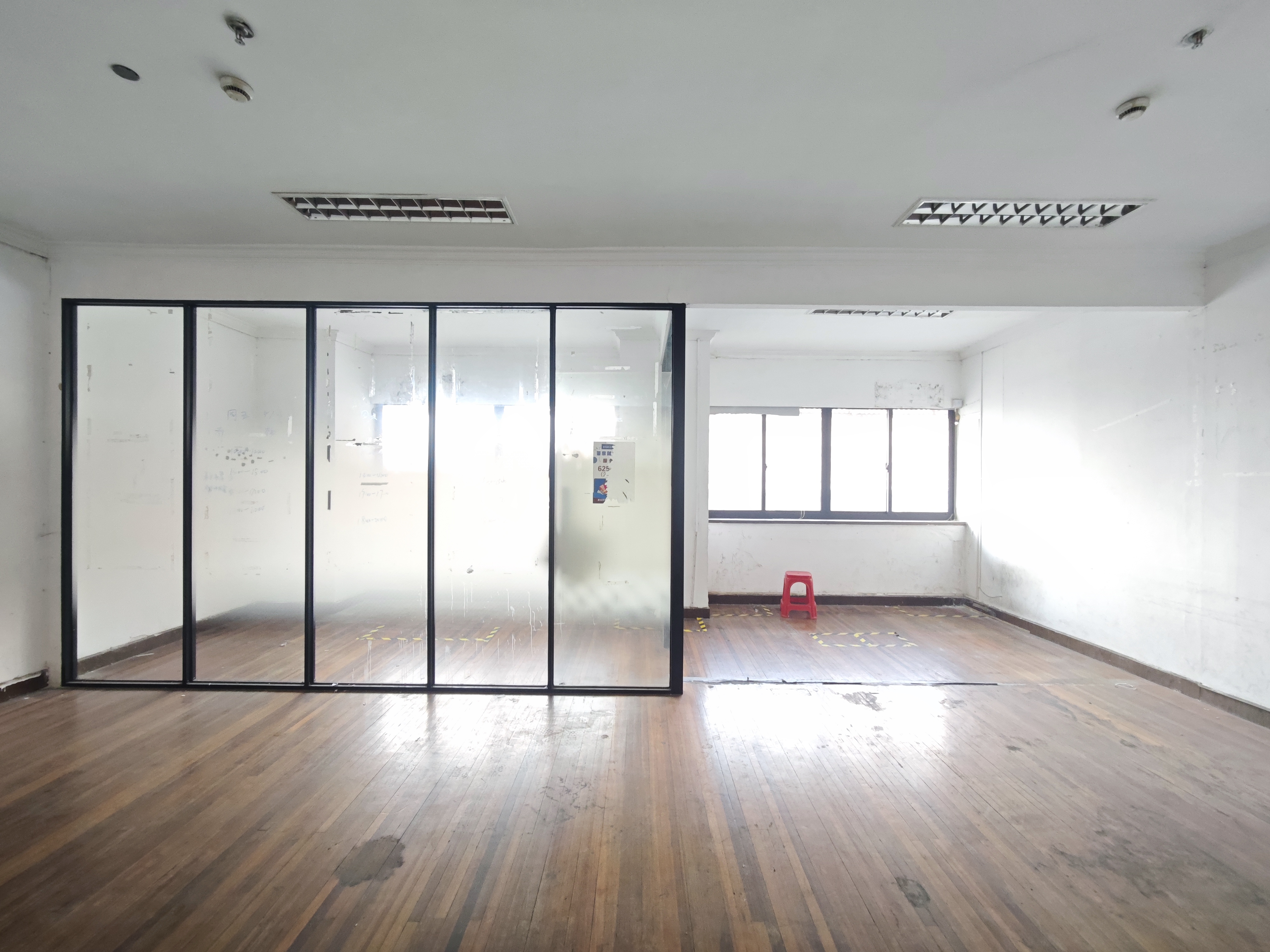 真如中友大厦90平米写字楼出租