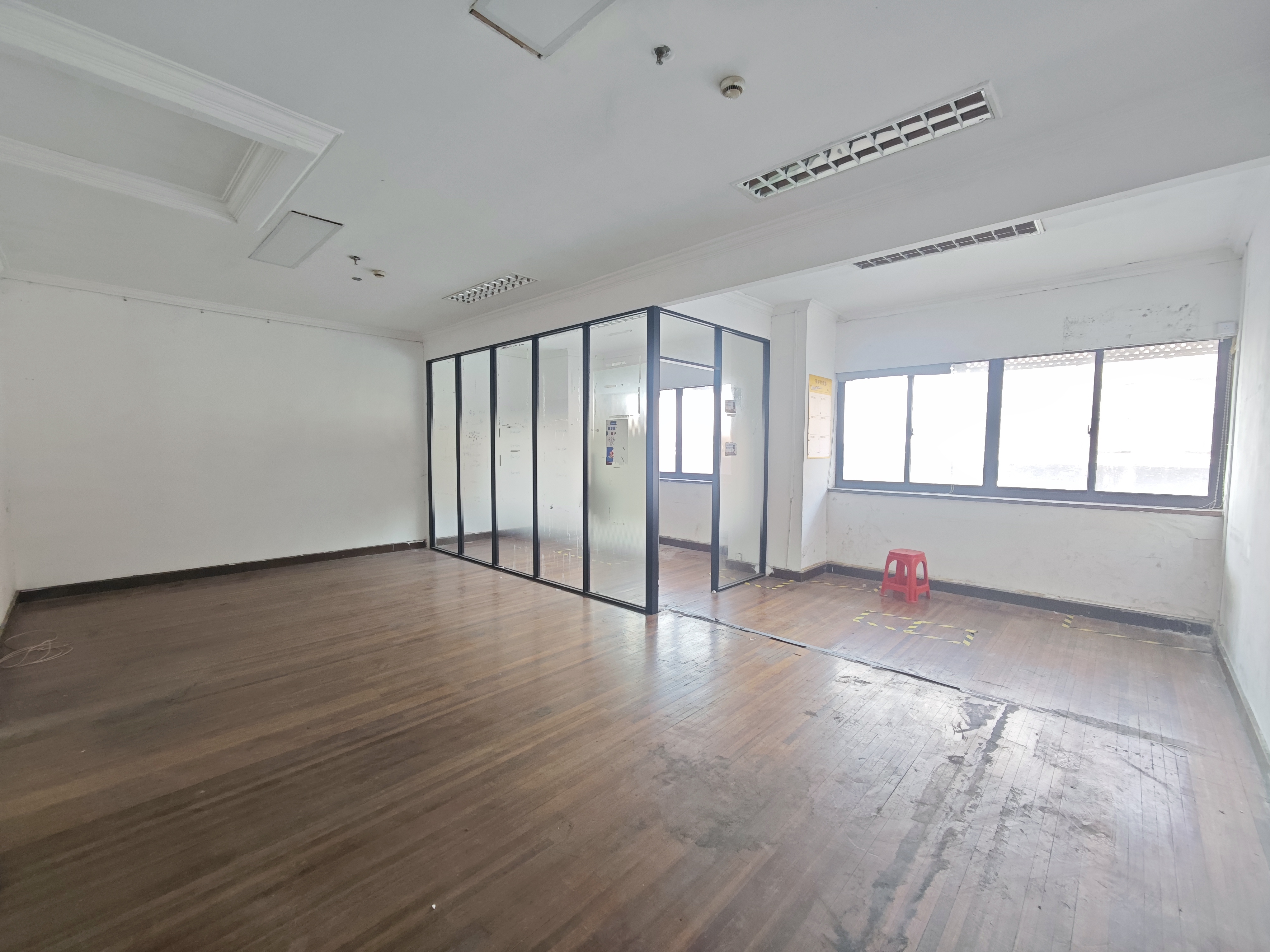 真如中友大厦90平米写字楼出租